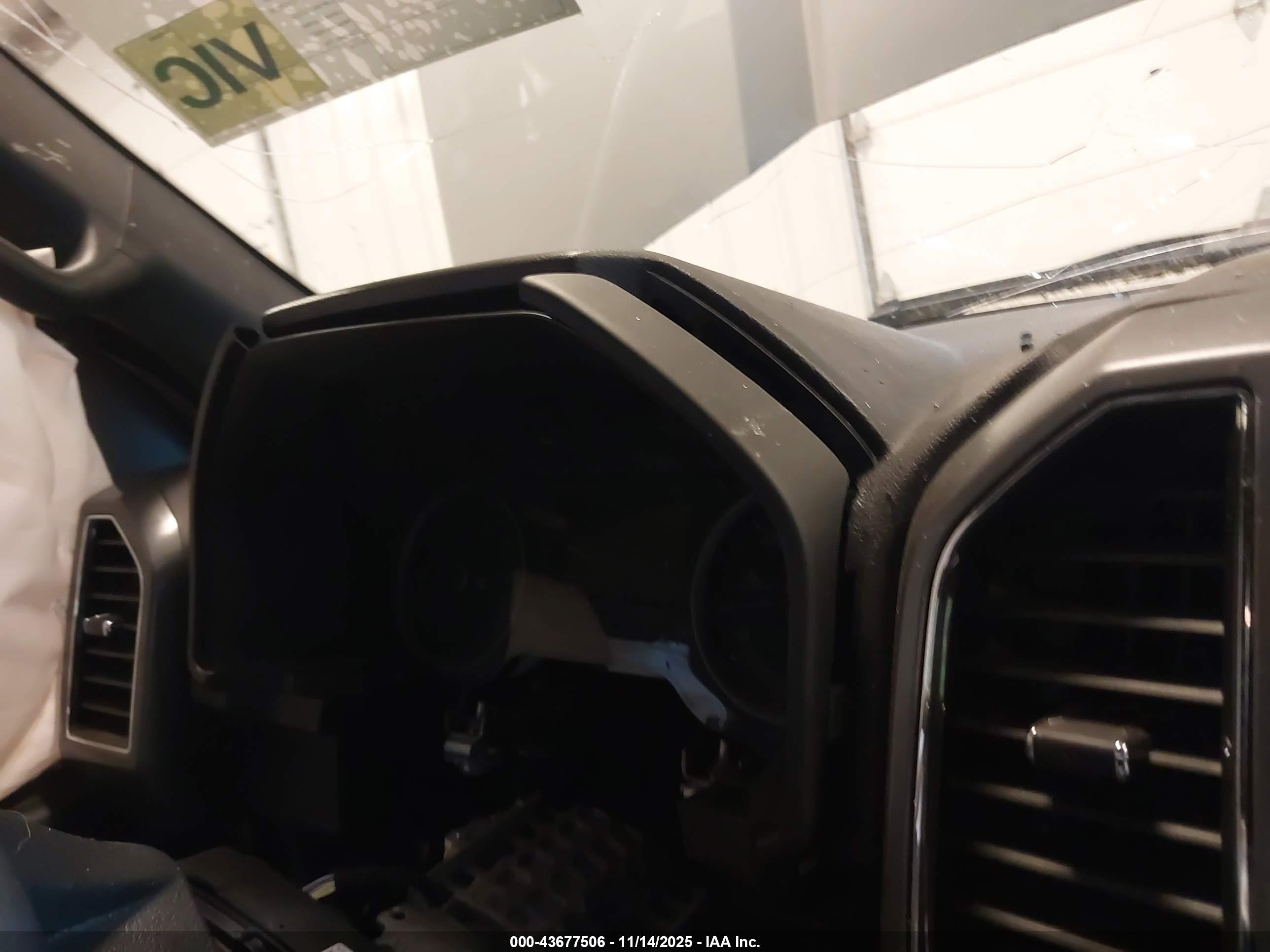 FORD F-150 image 7