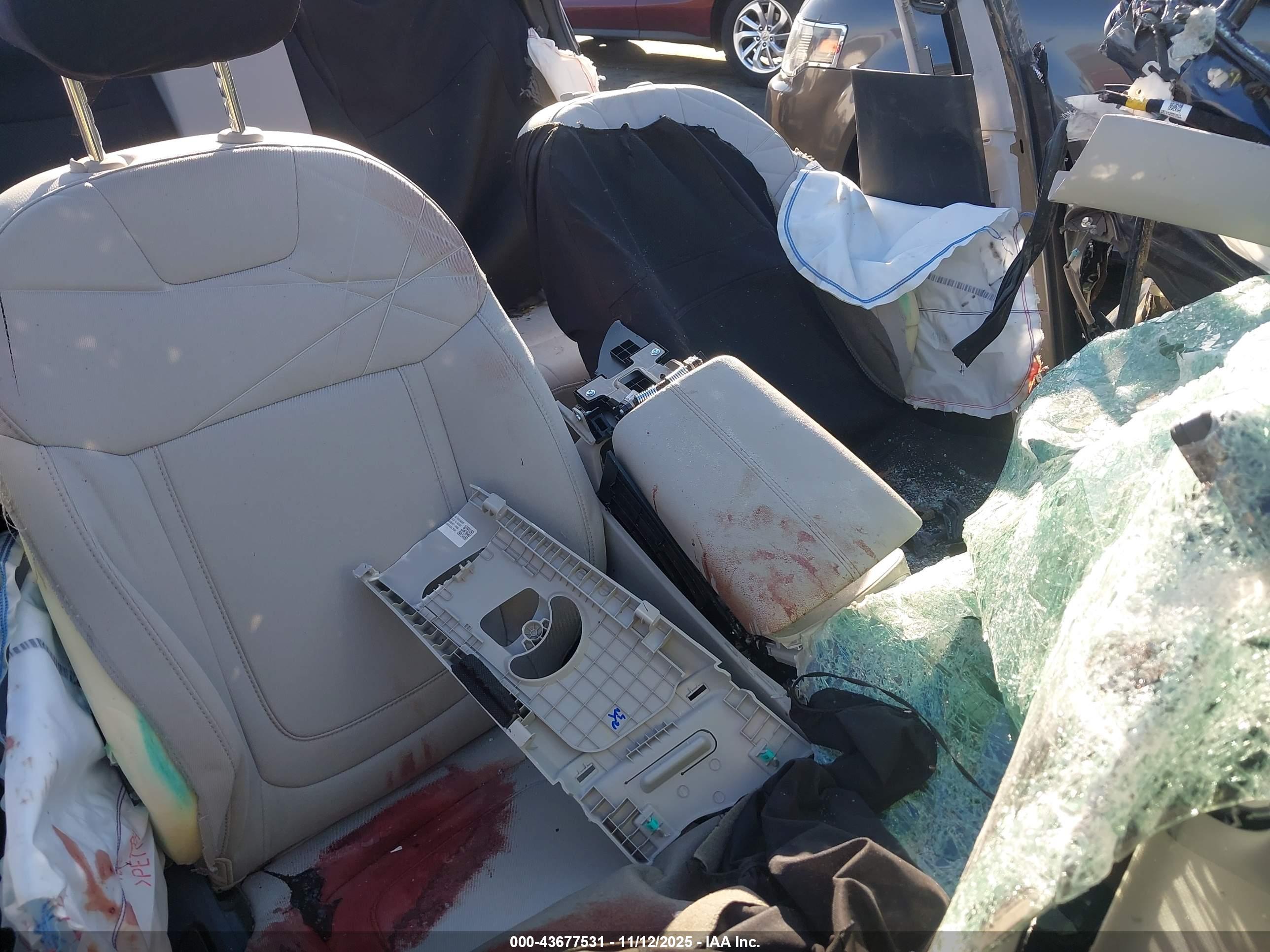 HYUNDAI TUCSON image 5
