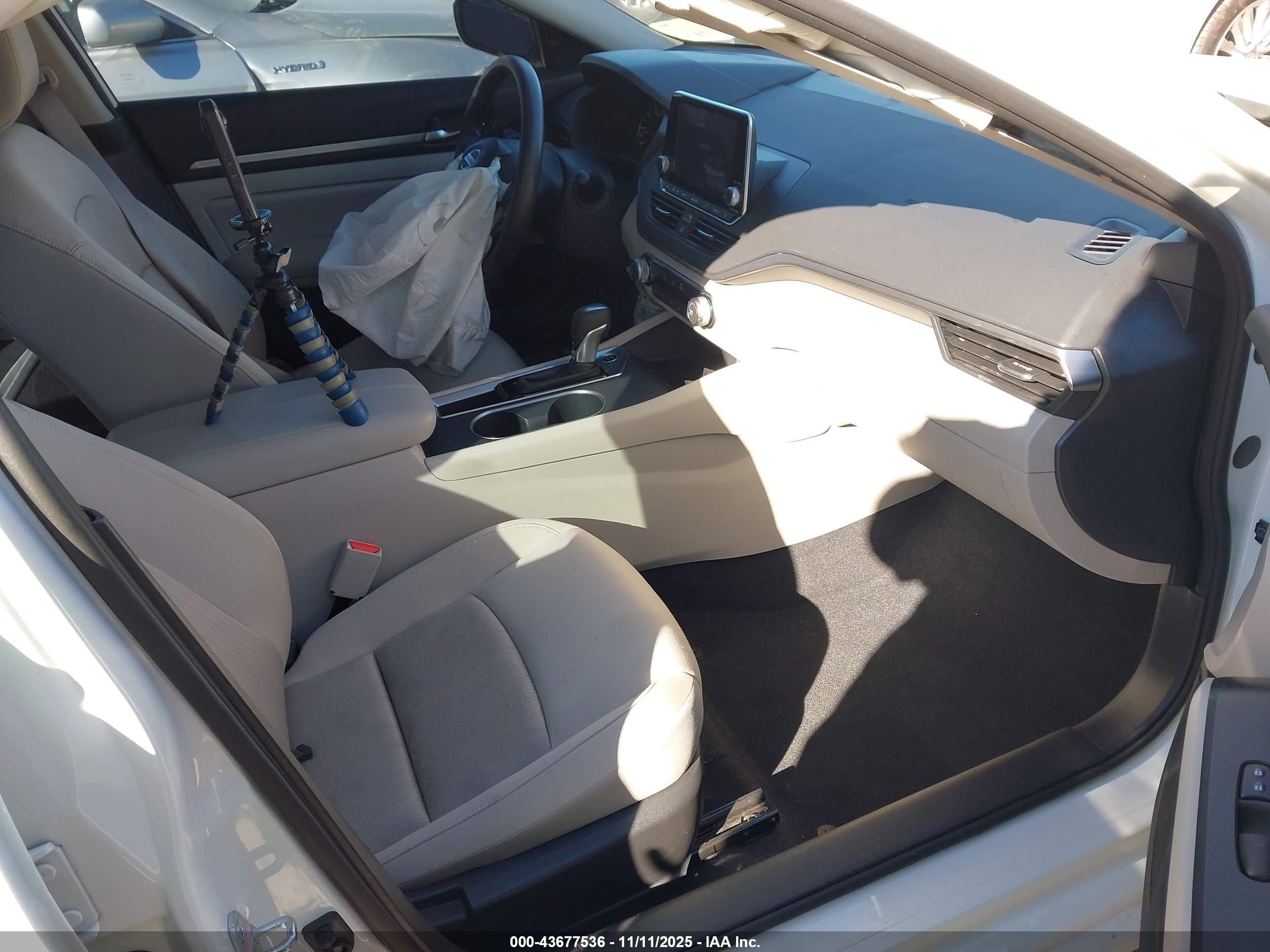 NISSAN ALTIMA image 5