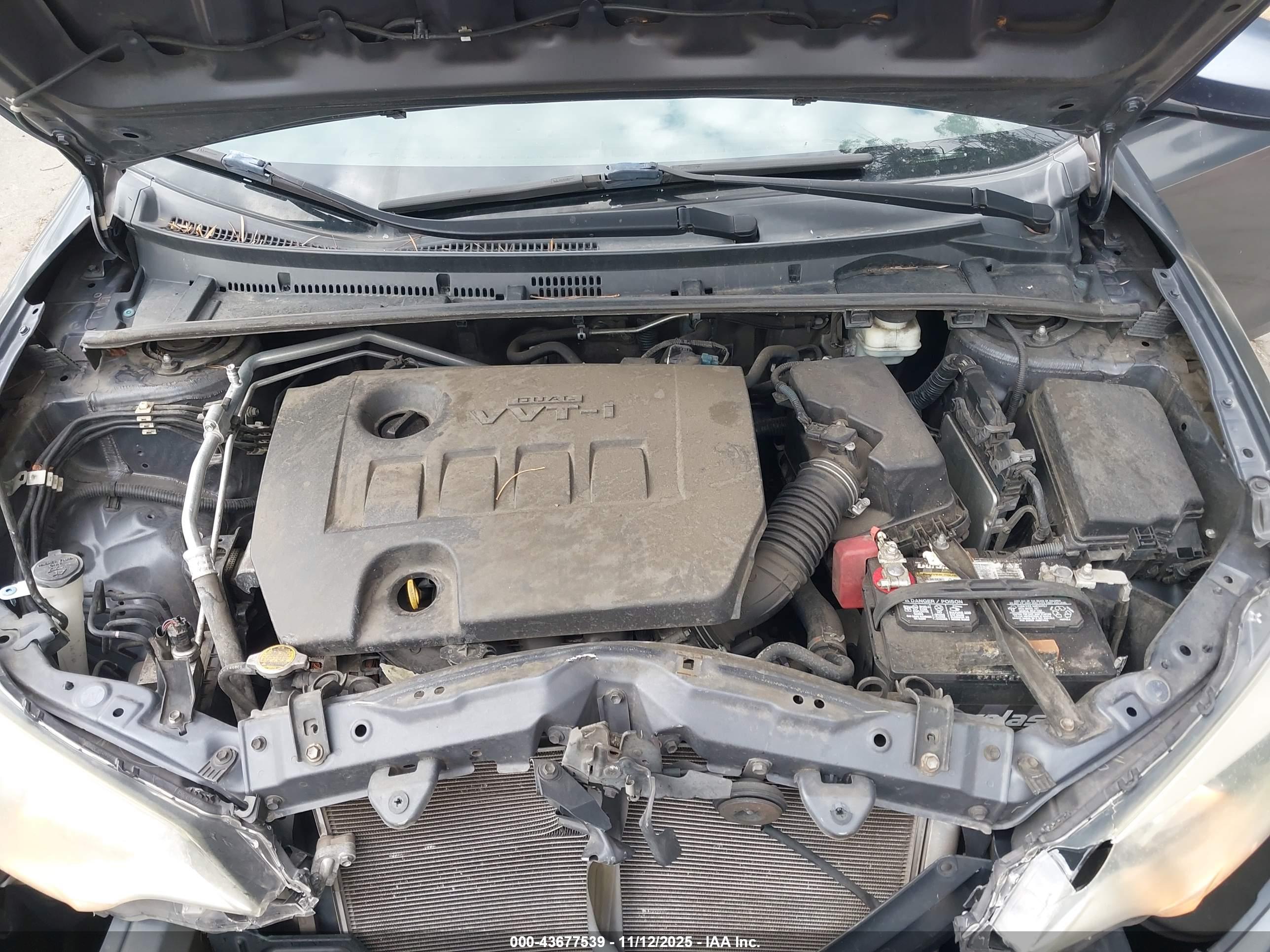 TOYOTA COROLLA image 10