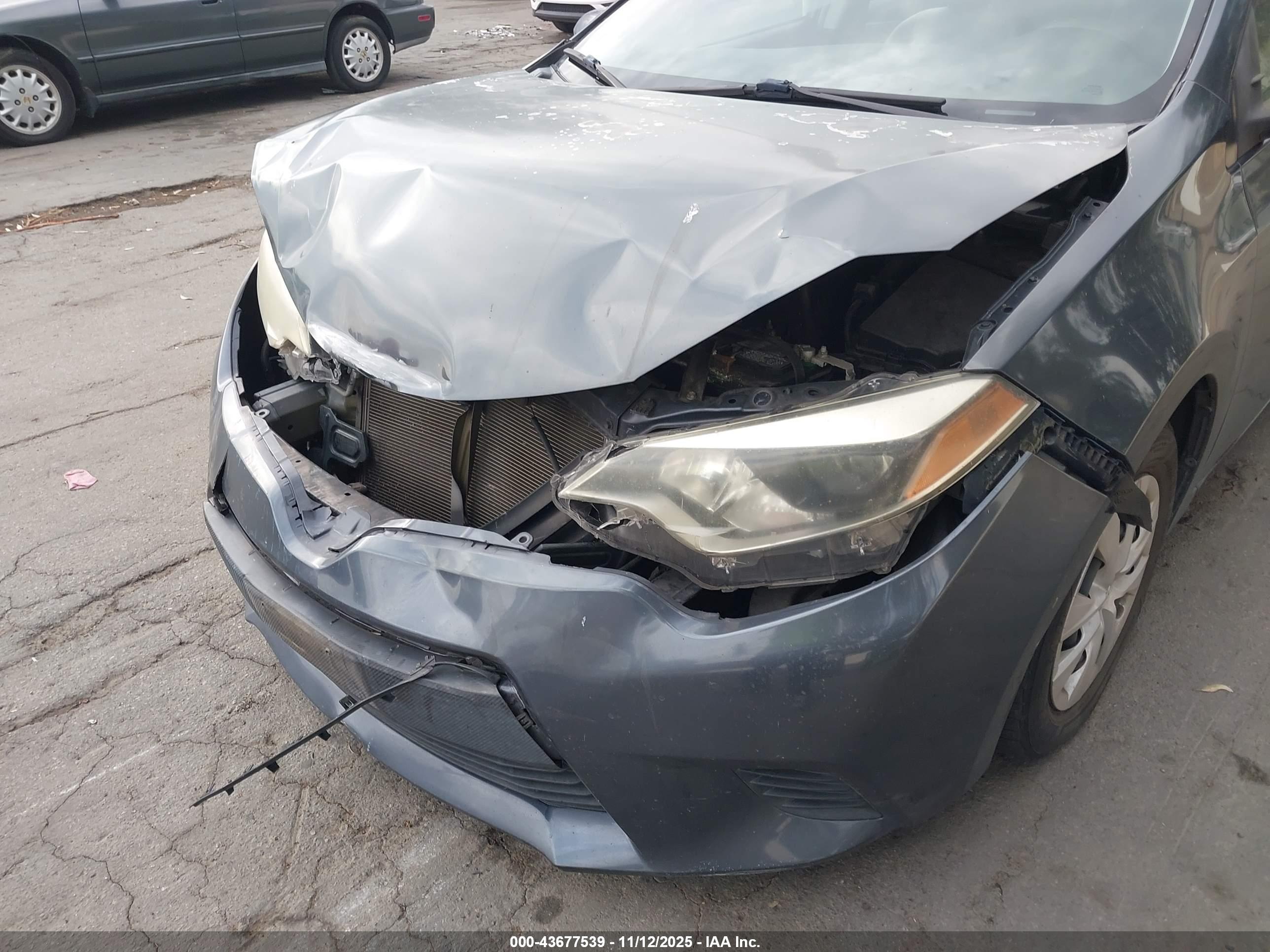 TOYOTA COROLLA image 6