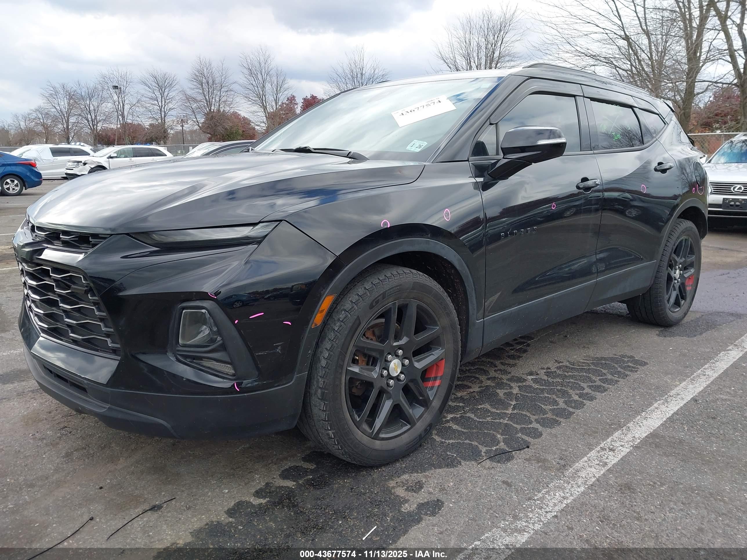 CHEVROLET BLAZER image 2