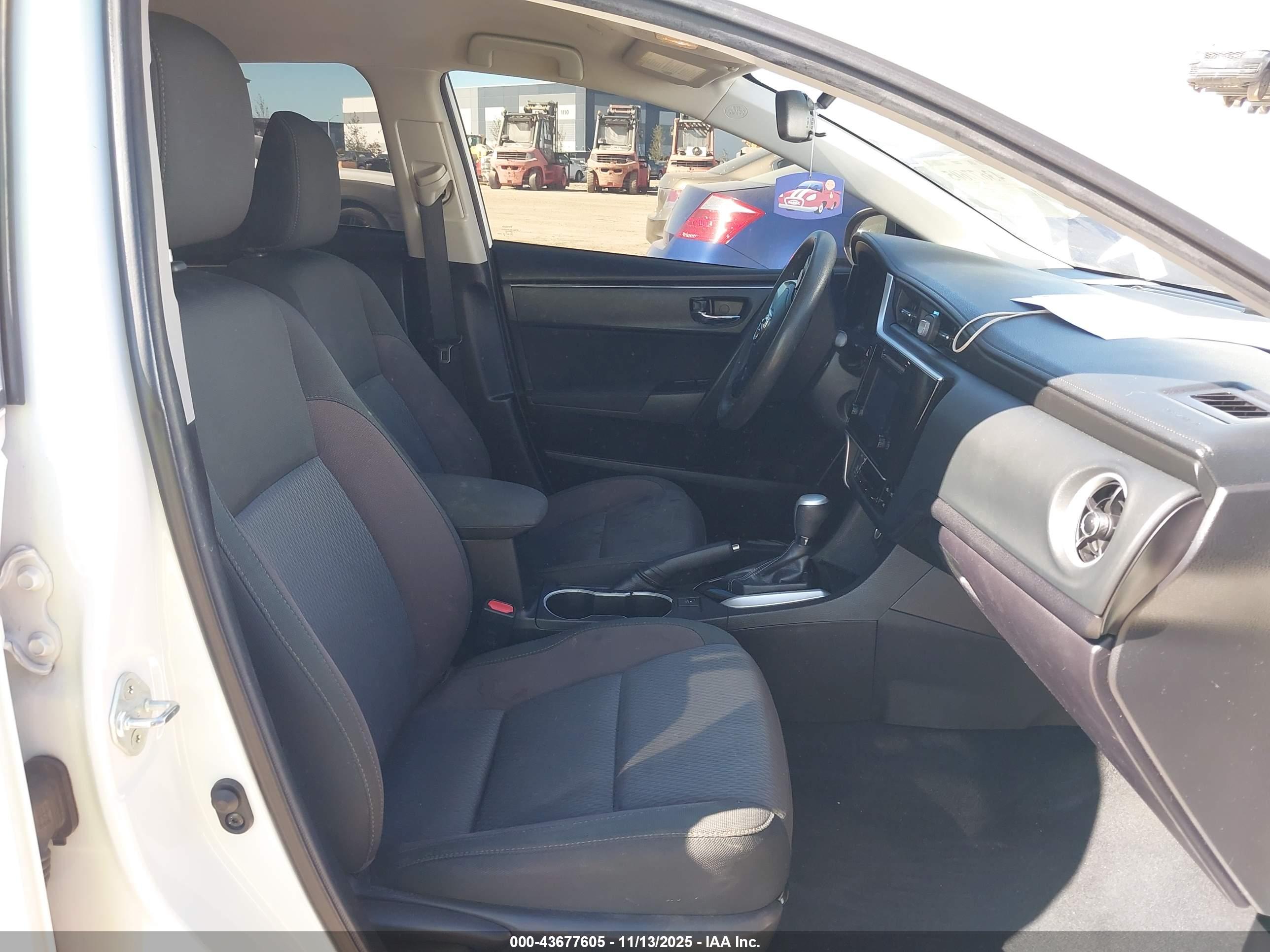 TOYOTA COROLLA image 5