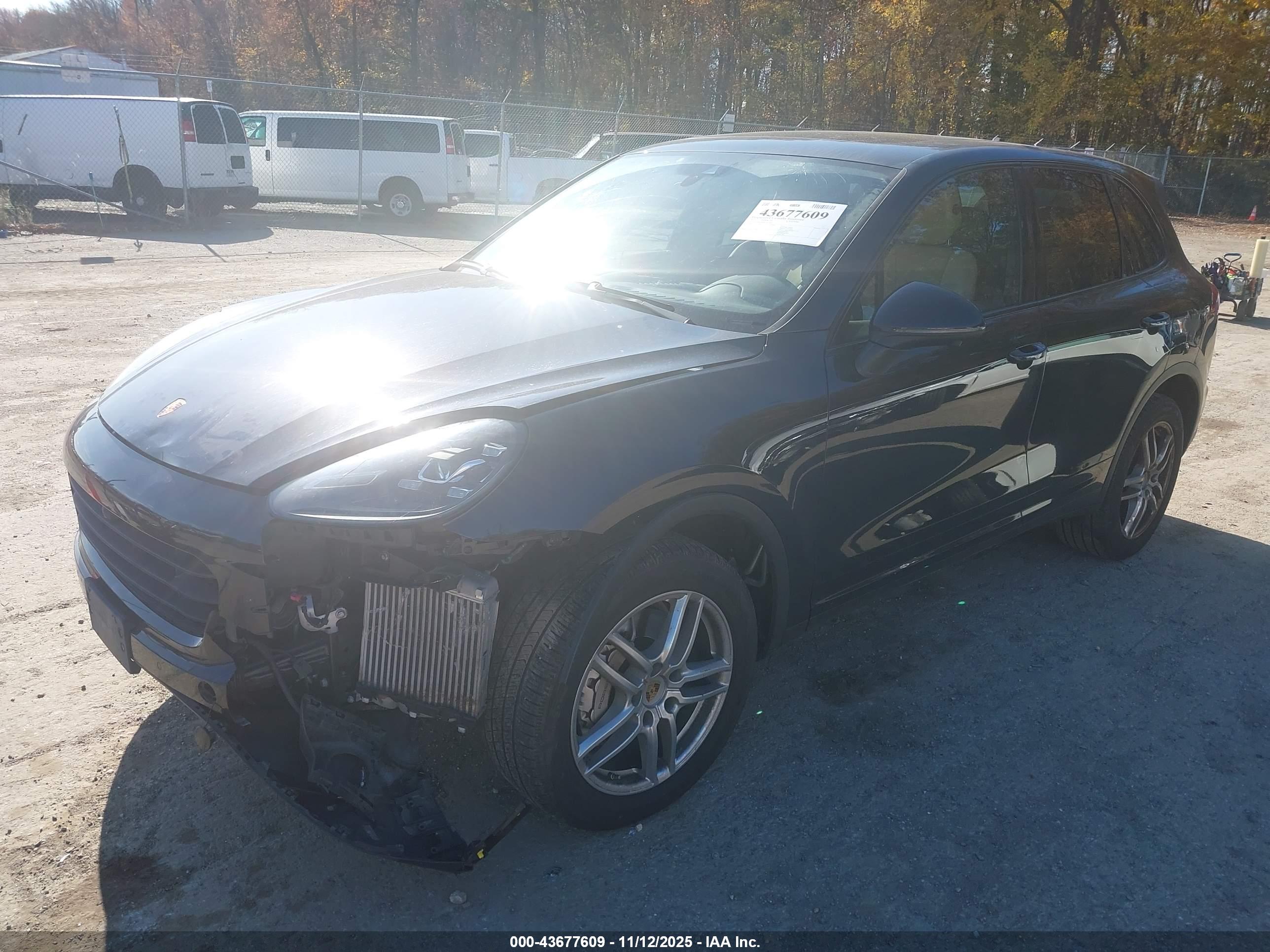PORSCHE CAYENNE image 2