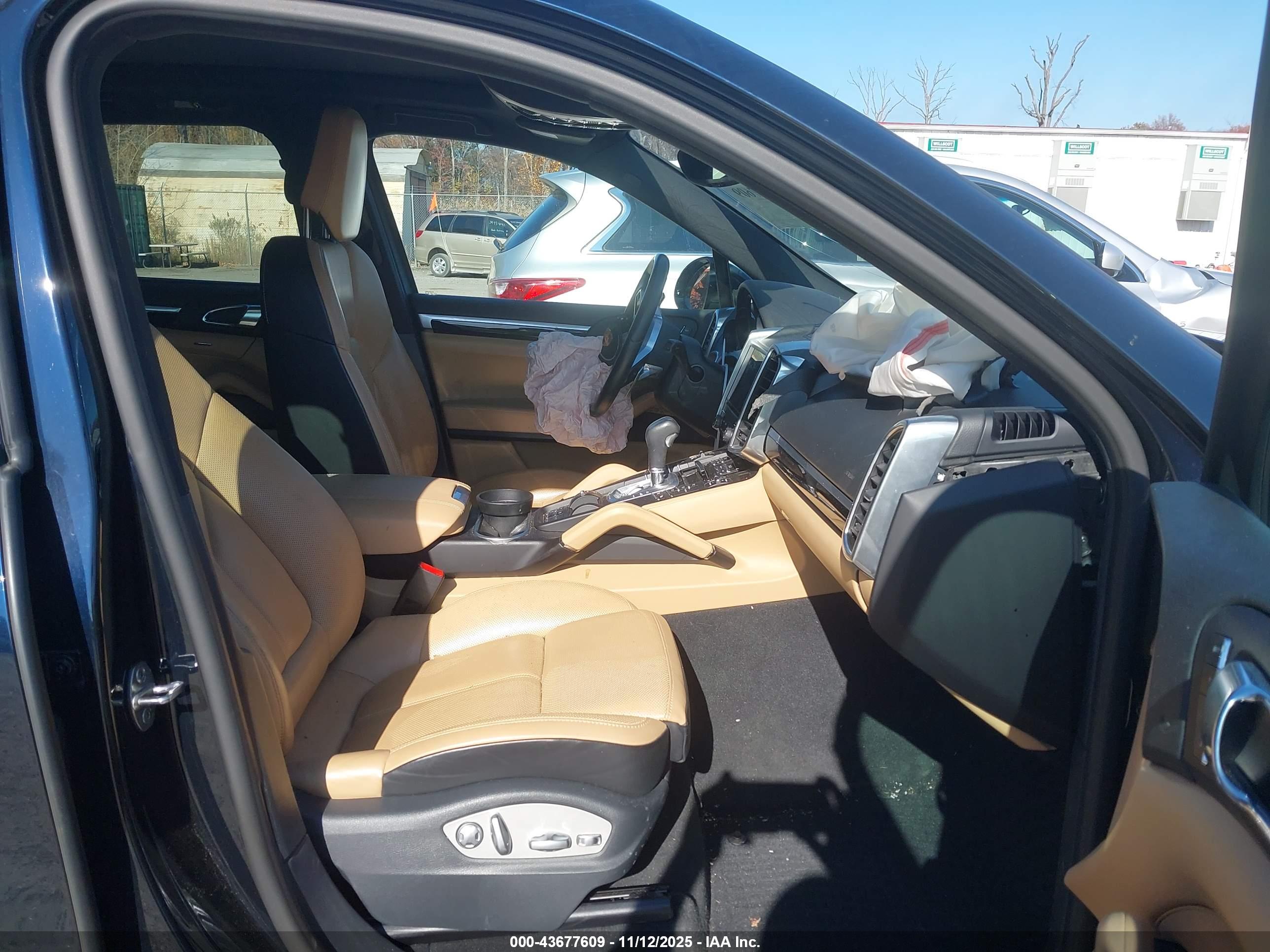 PORSCHE CAYENNE image 5