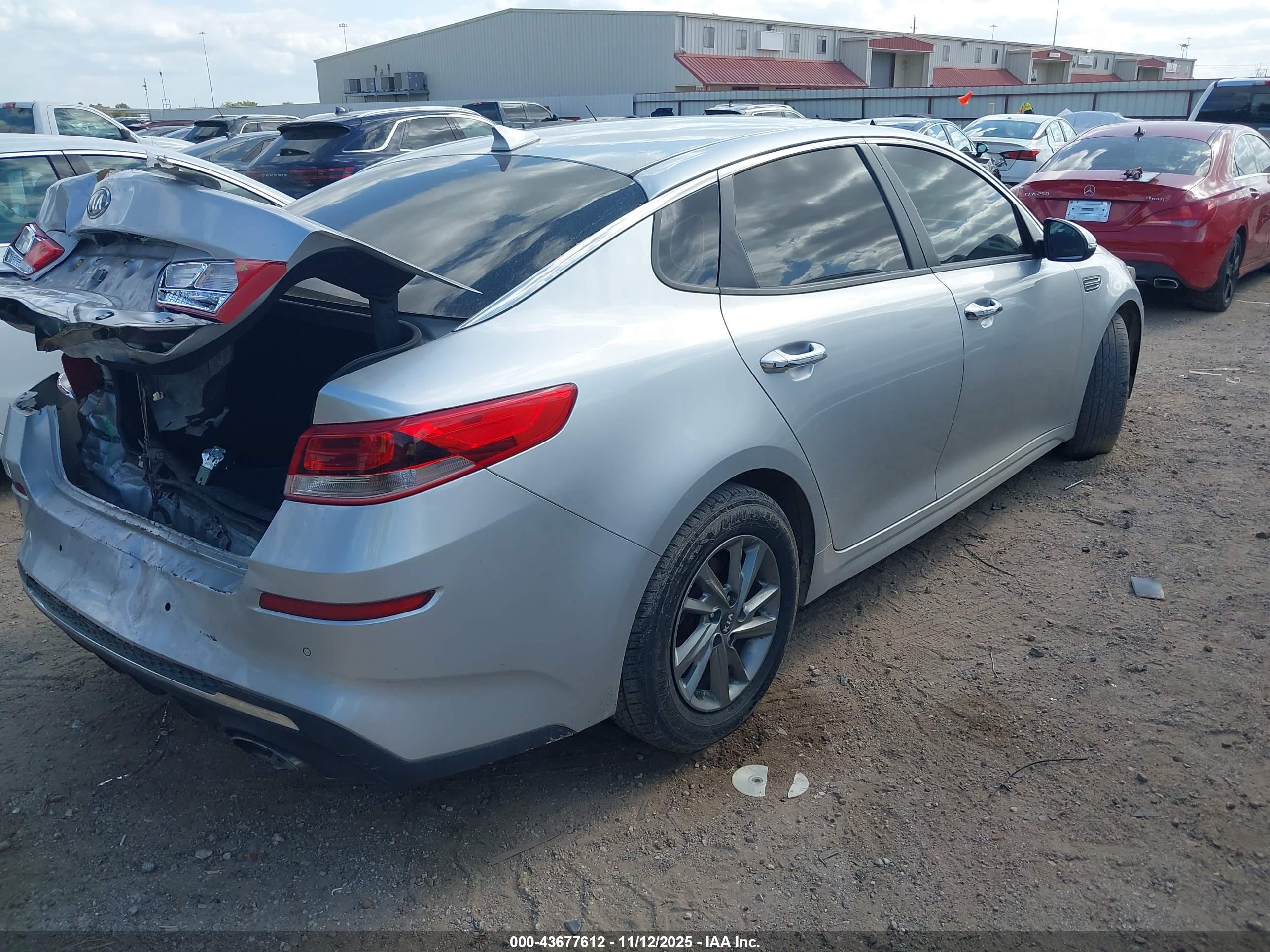 KIA OPTIMA image 4