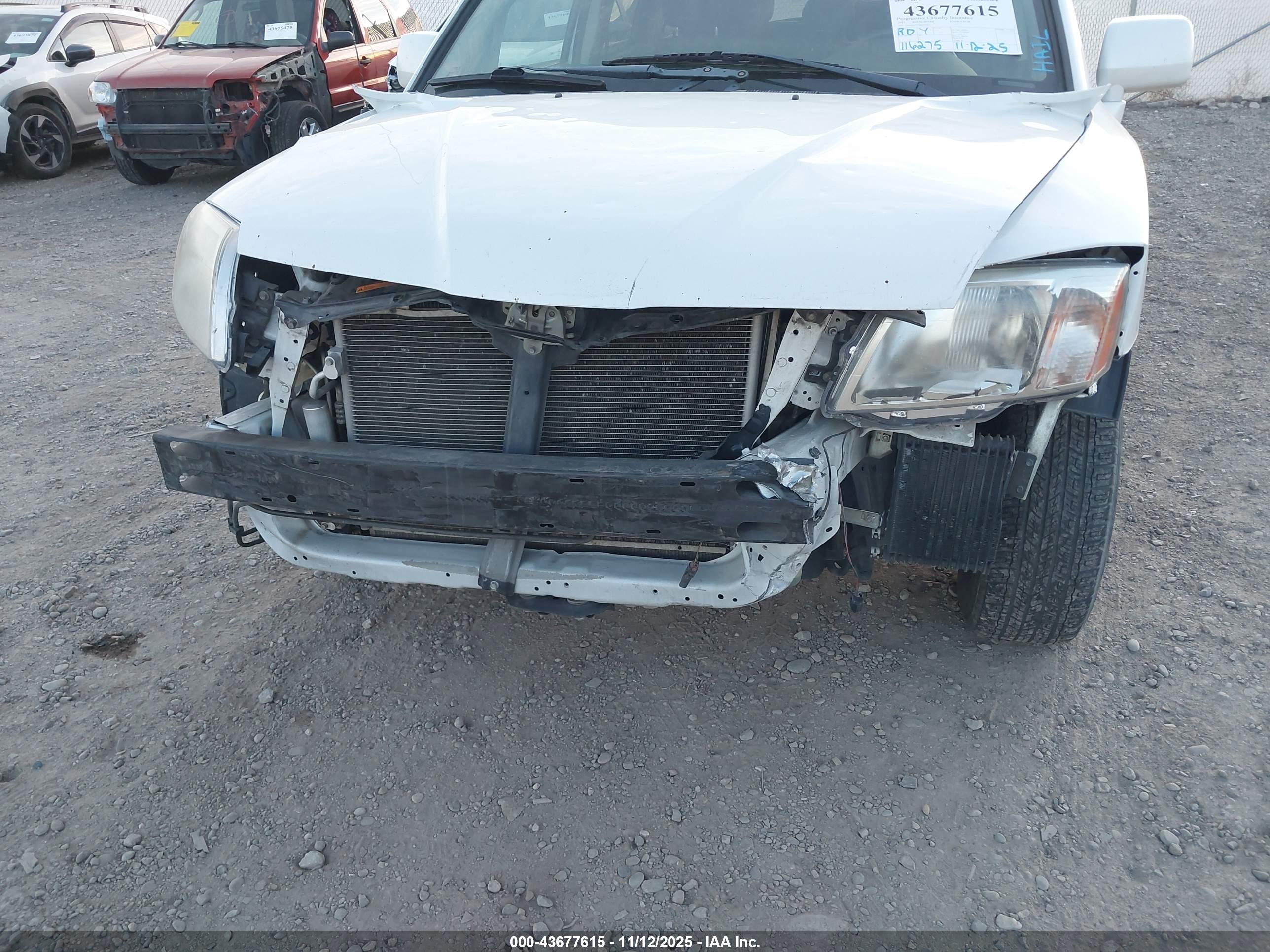 MITSUBISHI ENDEAVOR image 6
