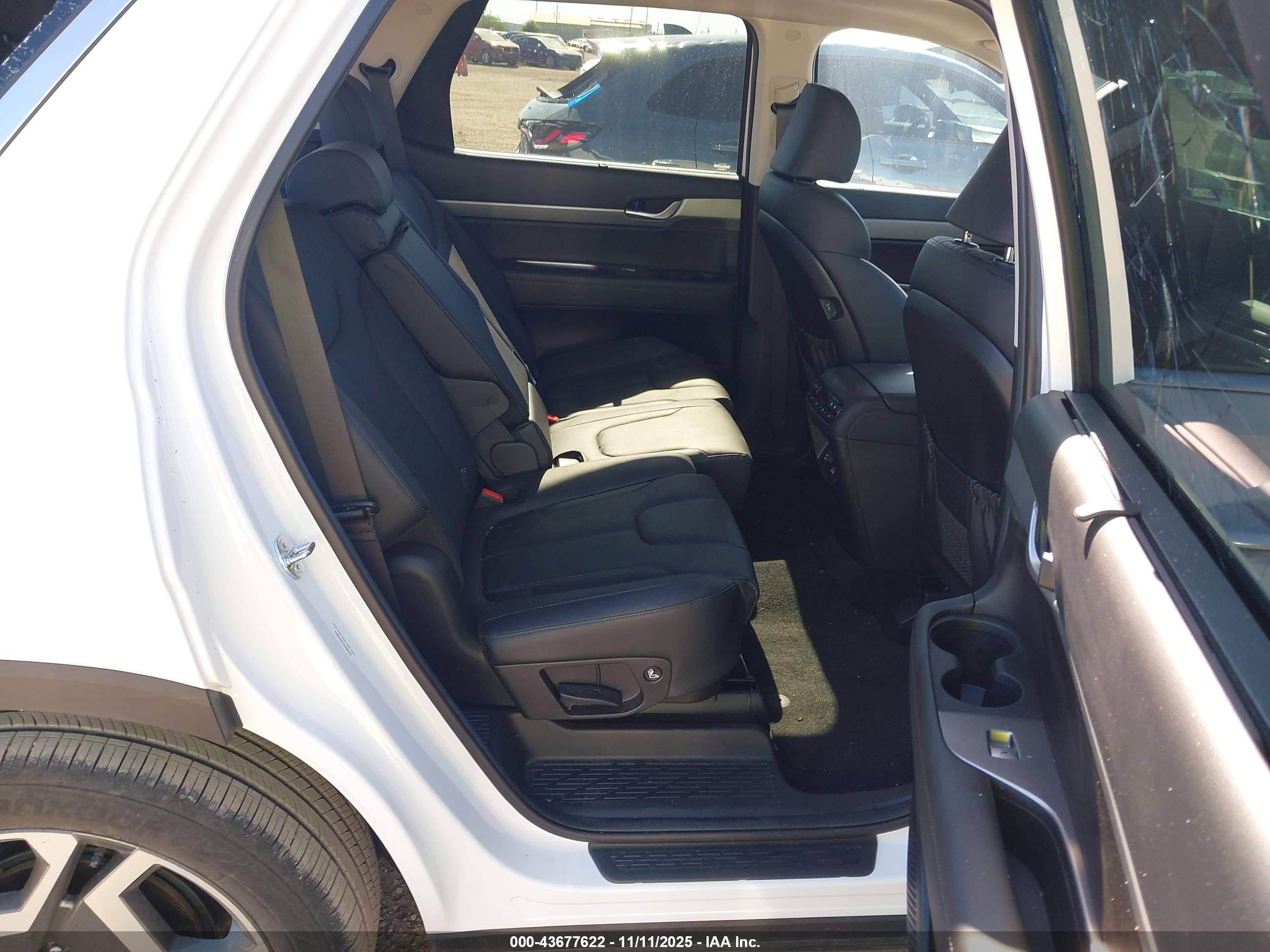 HYUNDAI PALISADE image 8