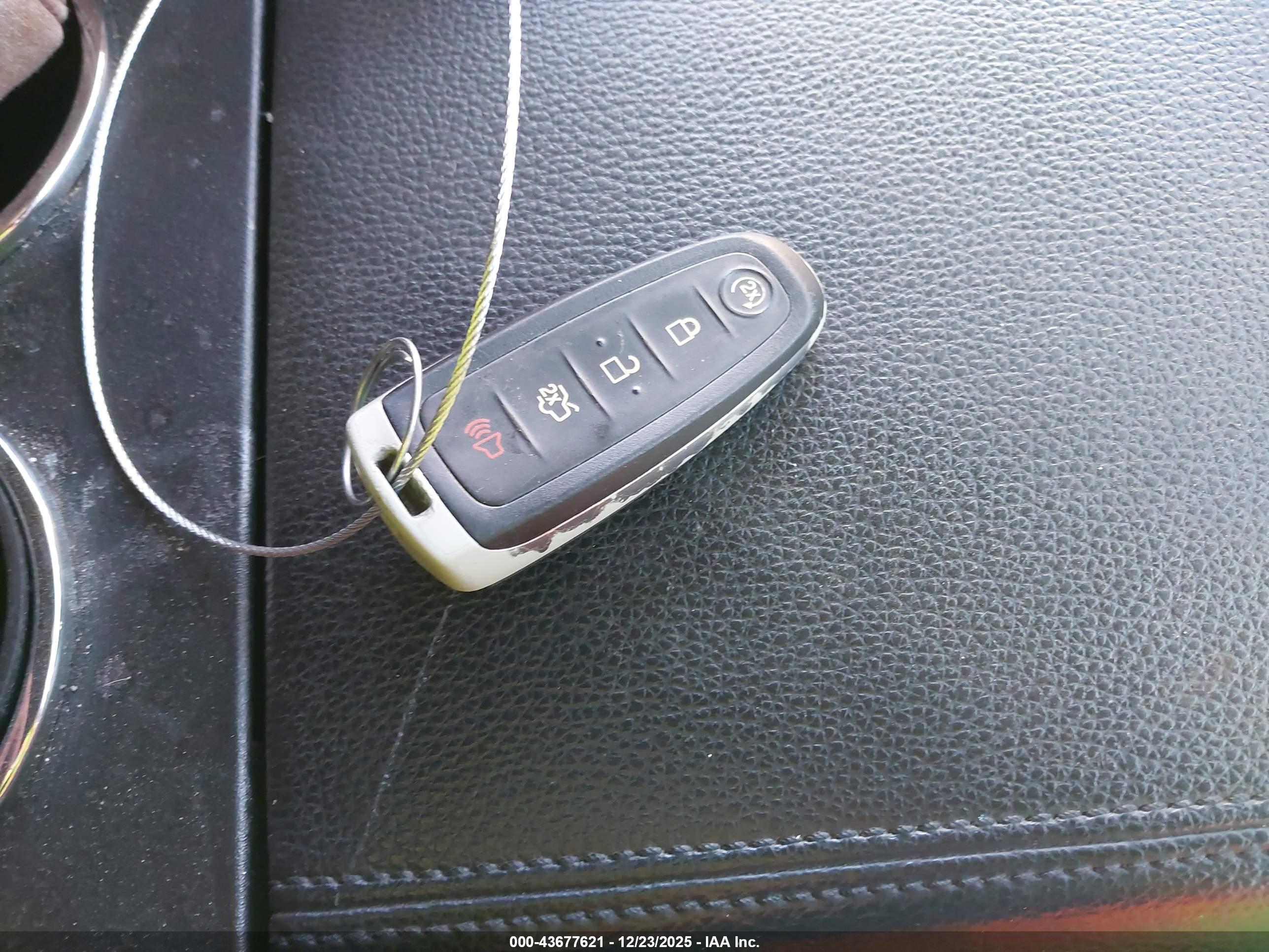 FORD EXPEDITION image 11