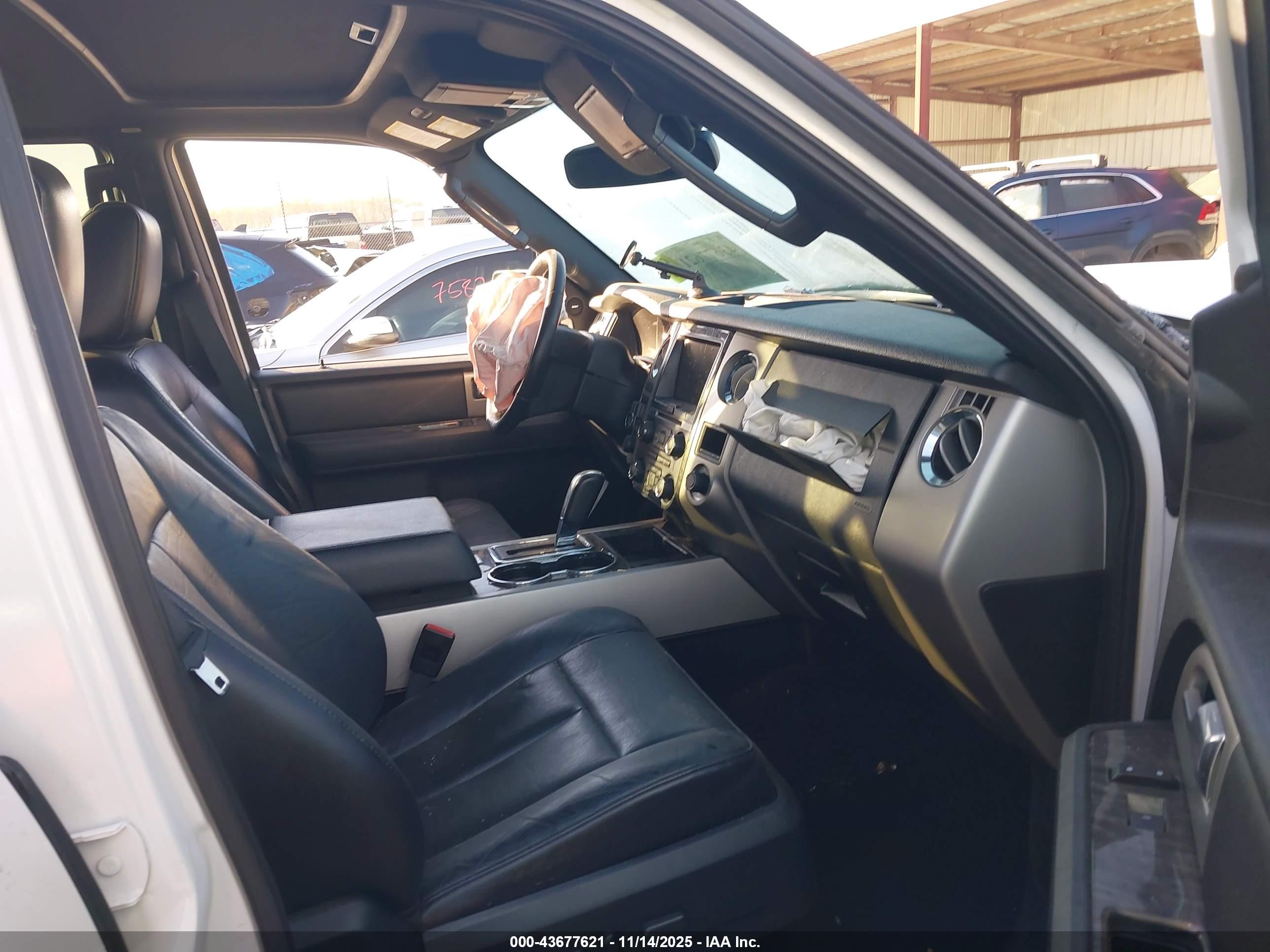 FORD EXPEDITION image 5