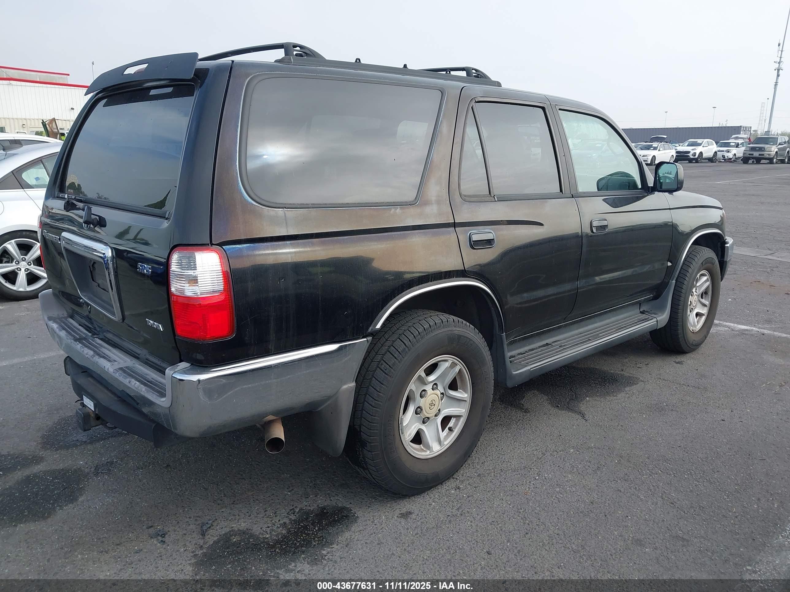 TOYOTA 4RUNNER image 4