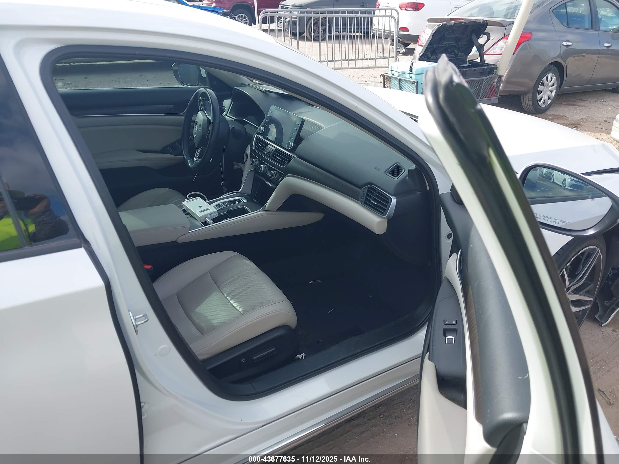 HONDA ACCORD image 5