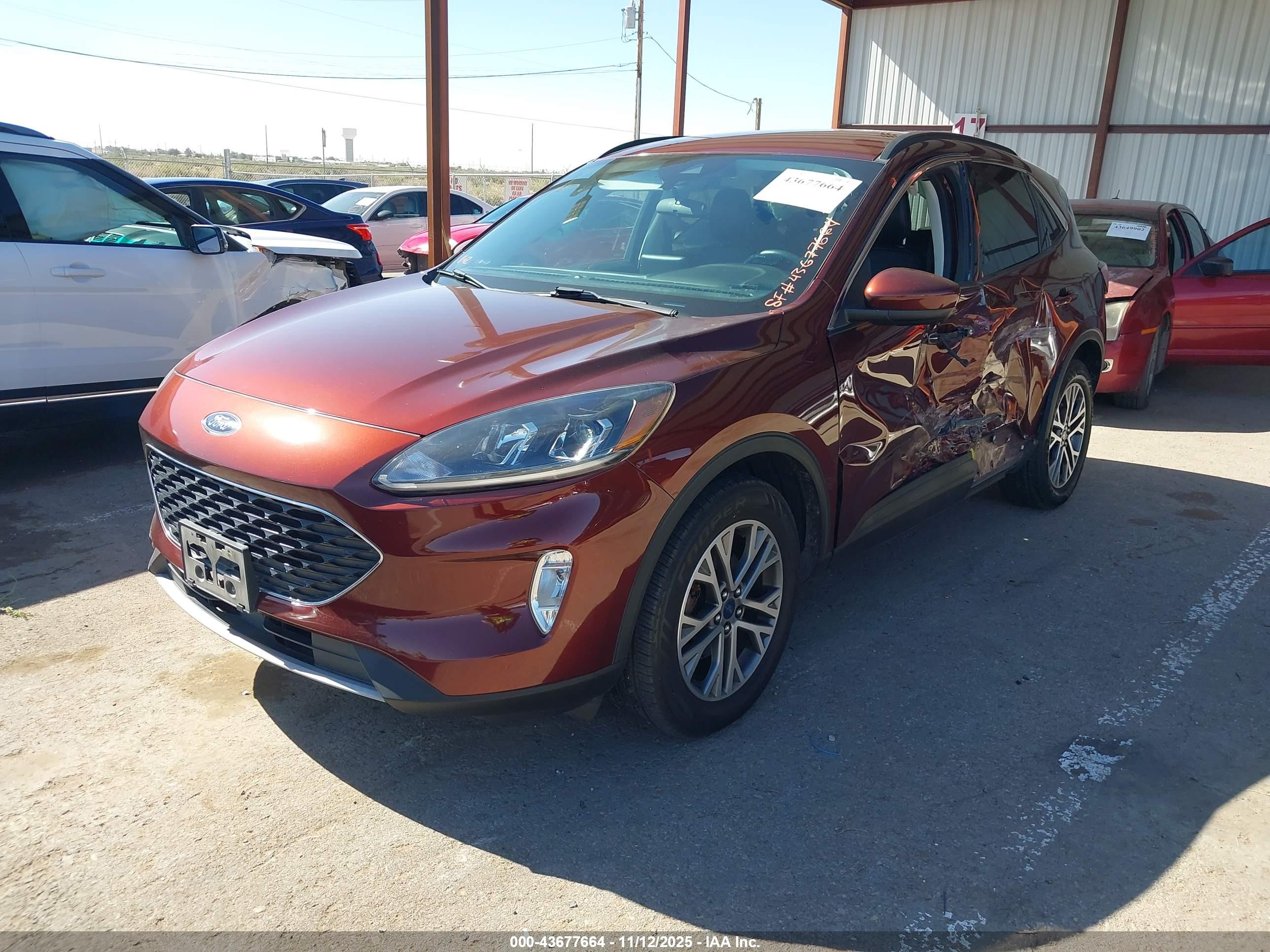 FORD ESCAPE image 2