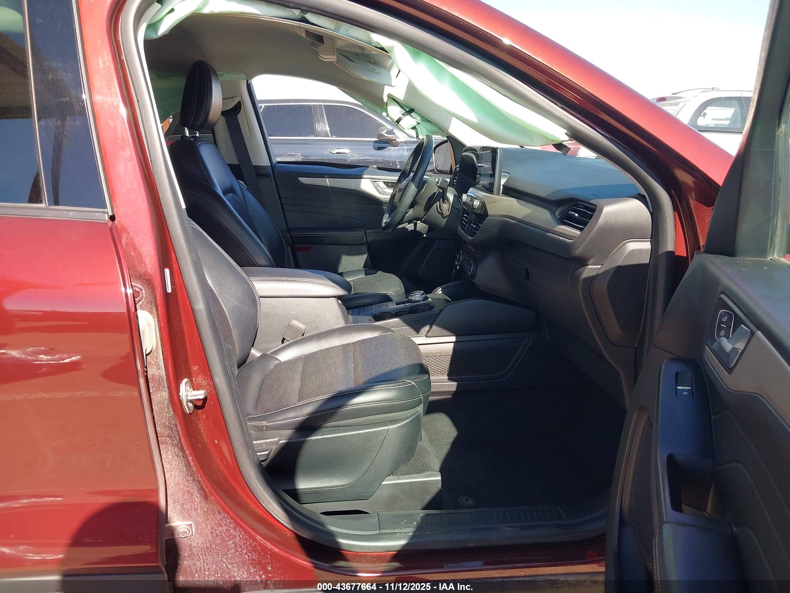 FORD ESCAPE image 5