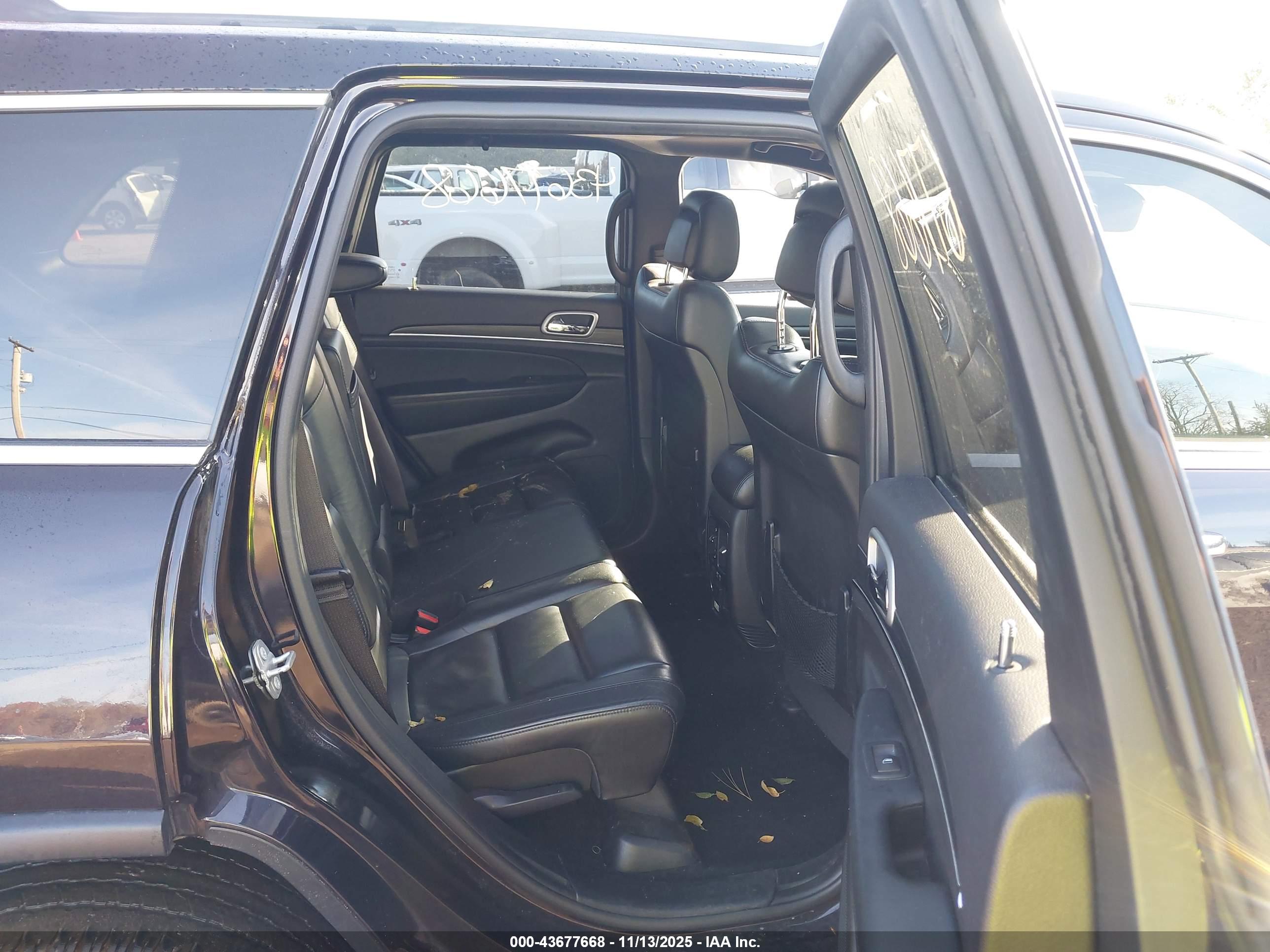 JEEP GRAND image 8