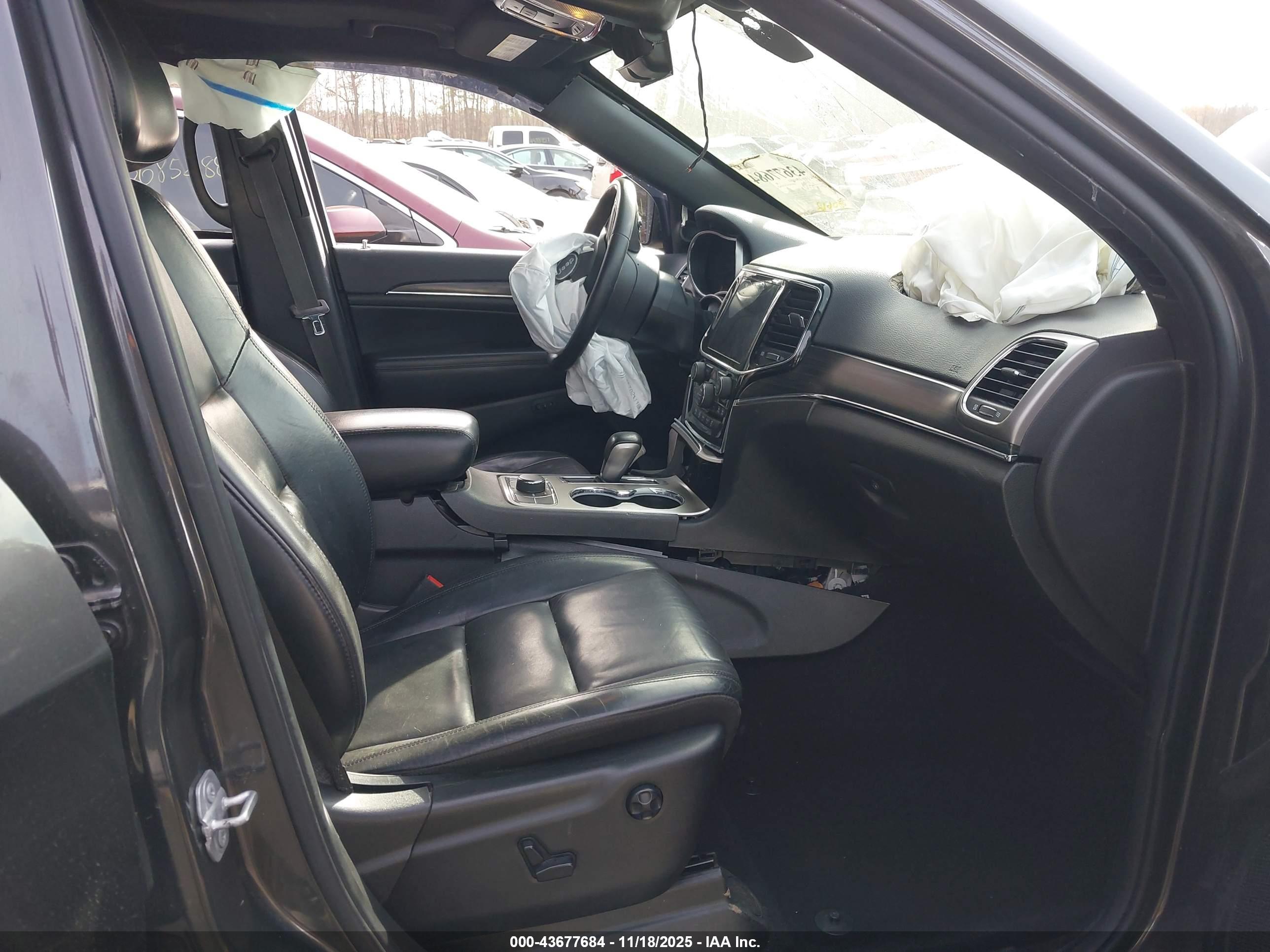 JEEP GRAND image 5