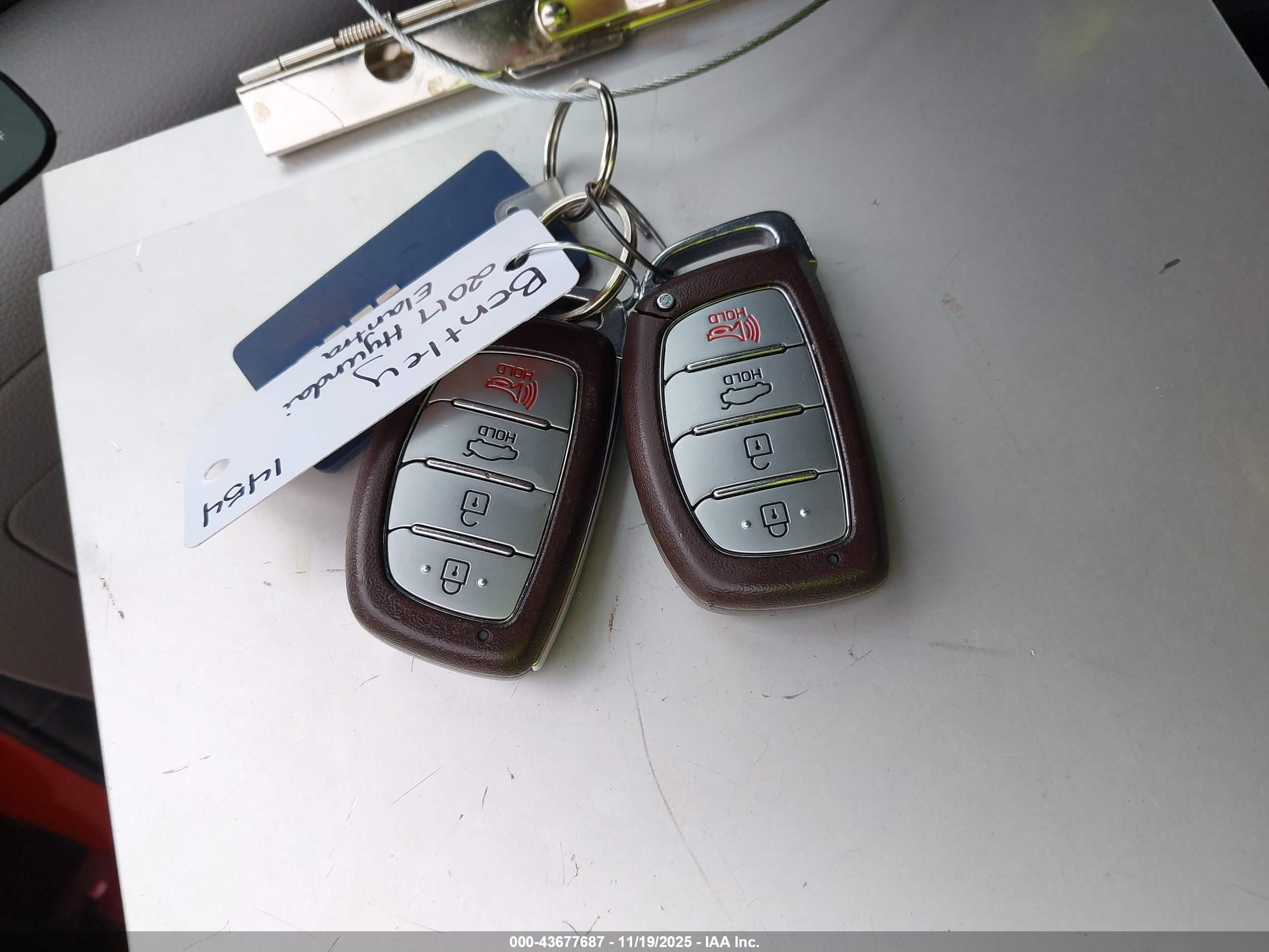 HYUNDAI ELANTRA image 11