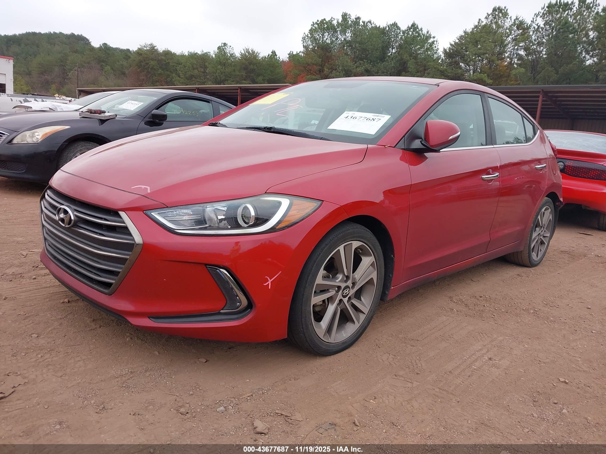 HYUNDAI ELANTRA image 2