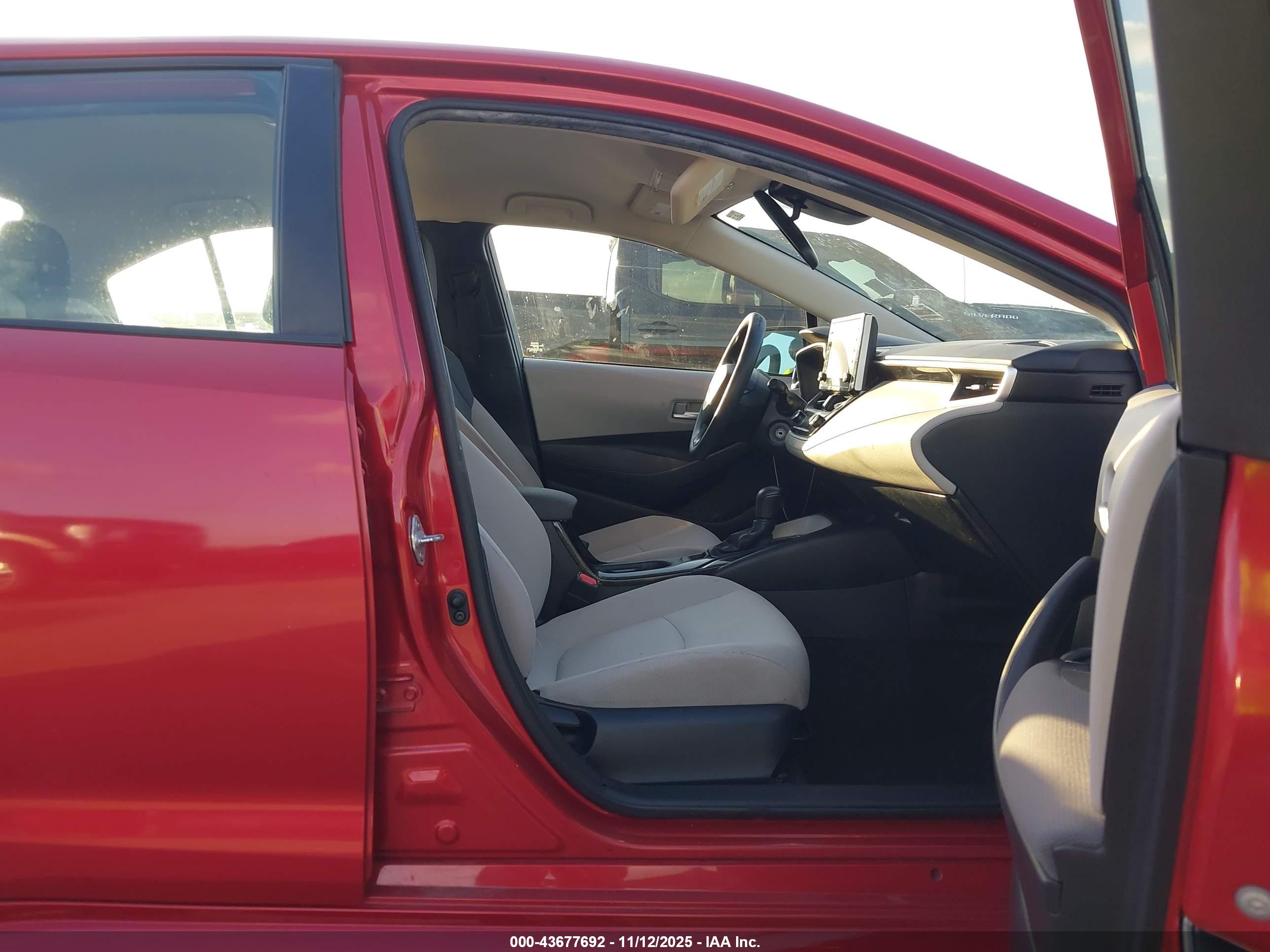 TOYOTA COROLLA image 5