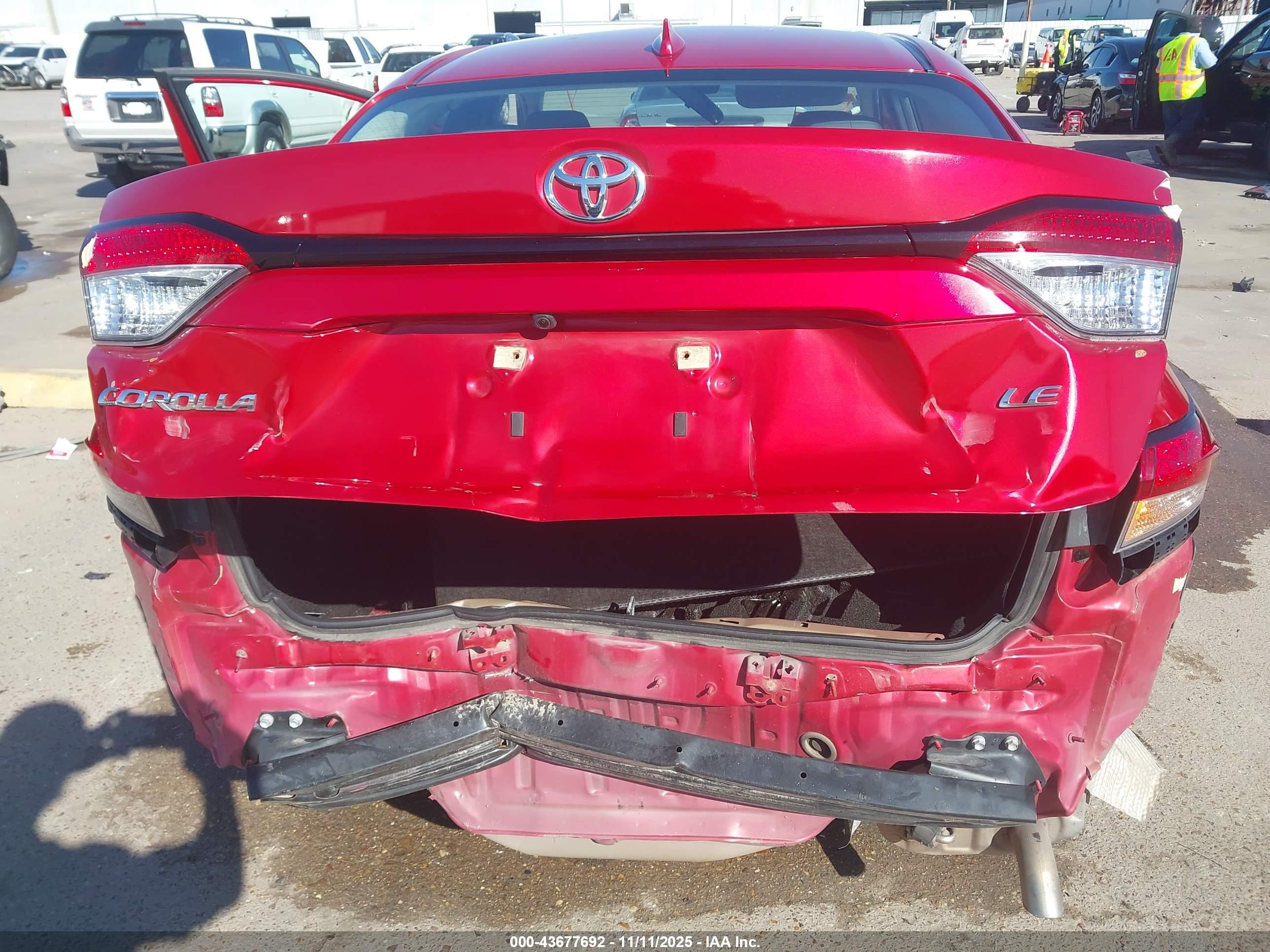 TOYOTA COROLLA image 6