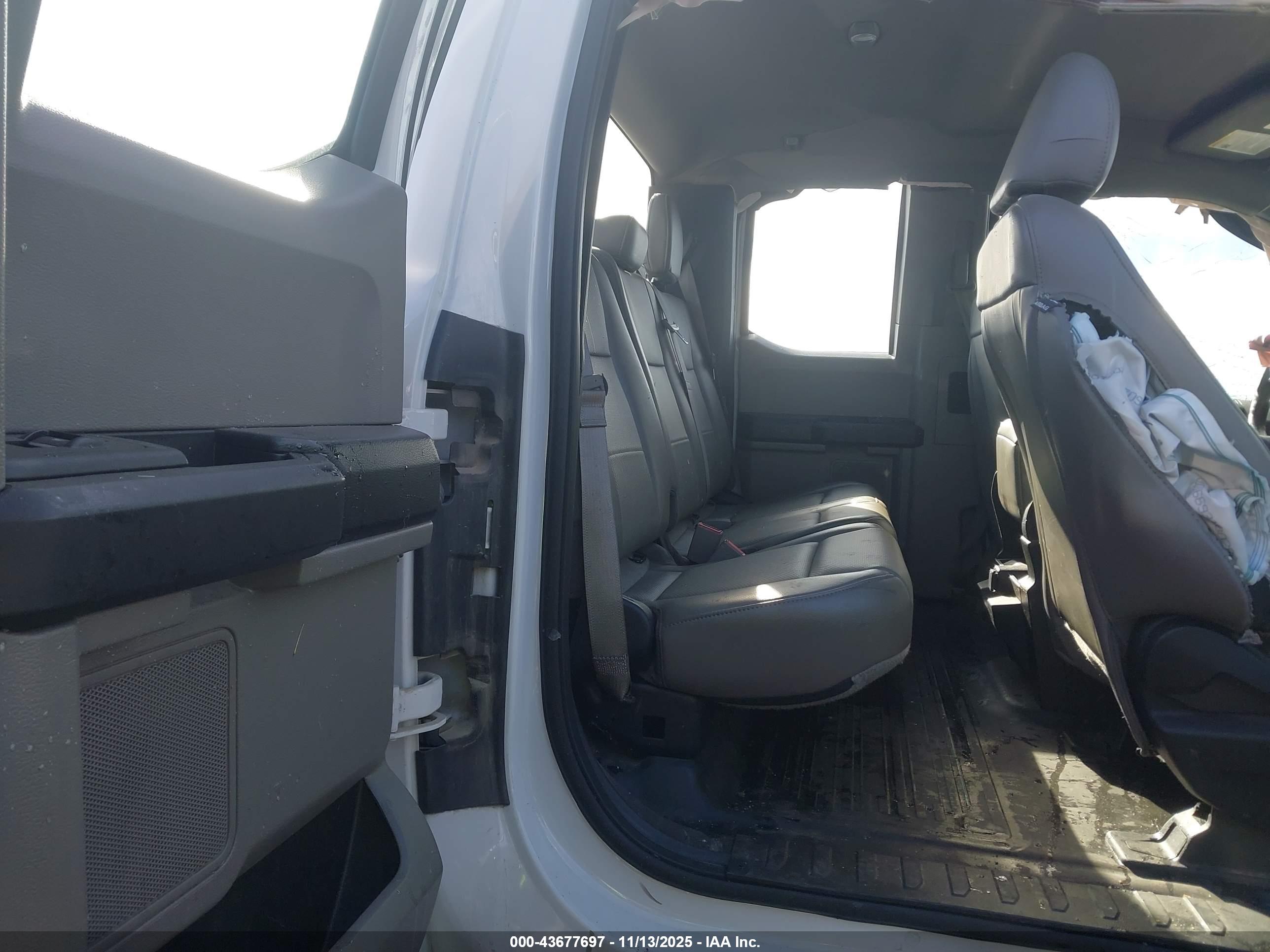 FORD F-150 image 8