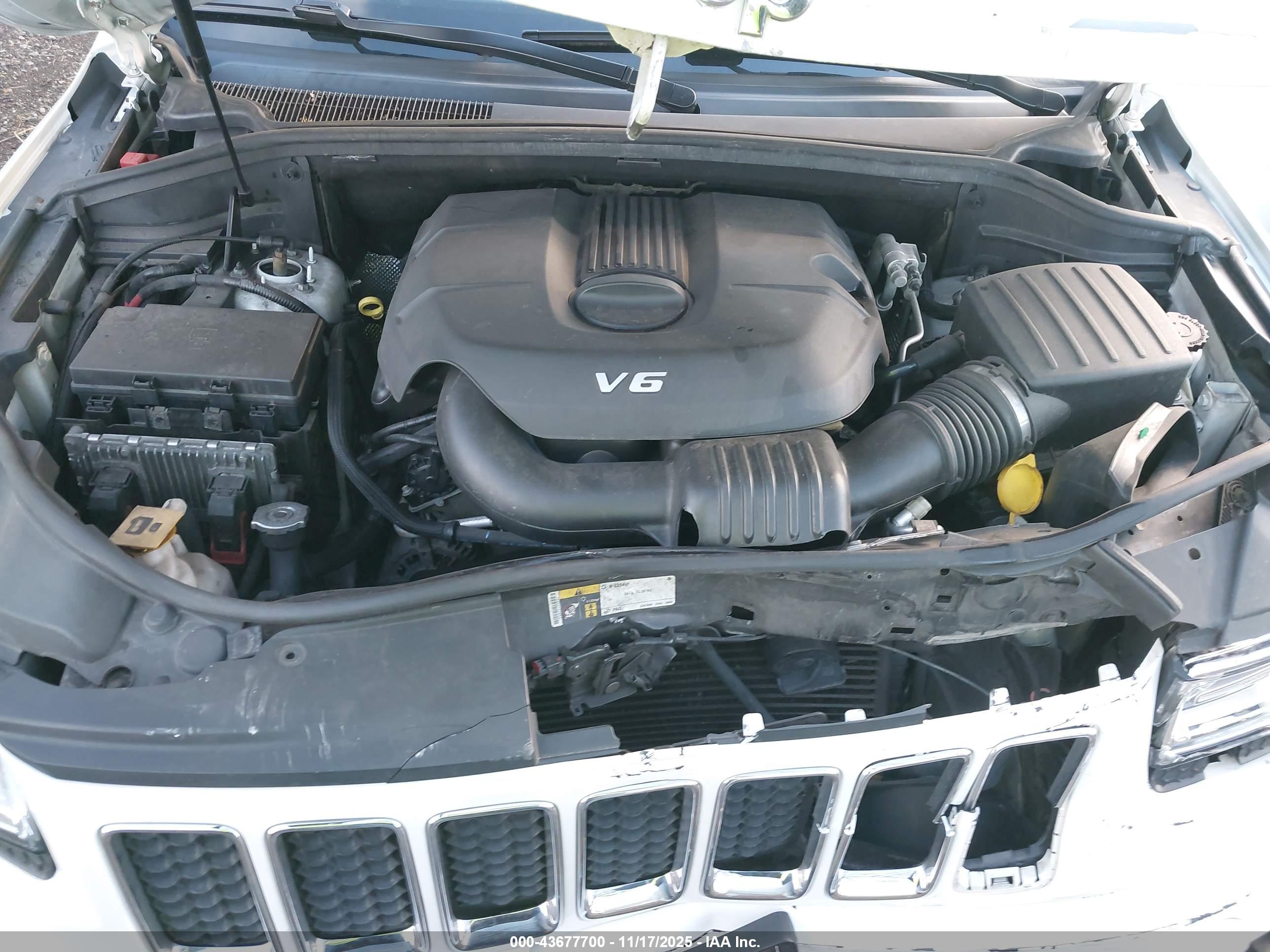 JEEP GRAND image 10