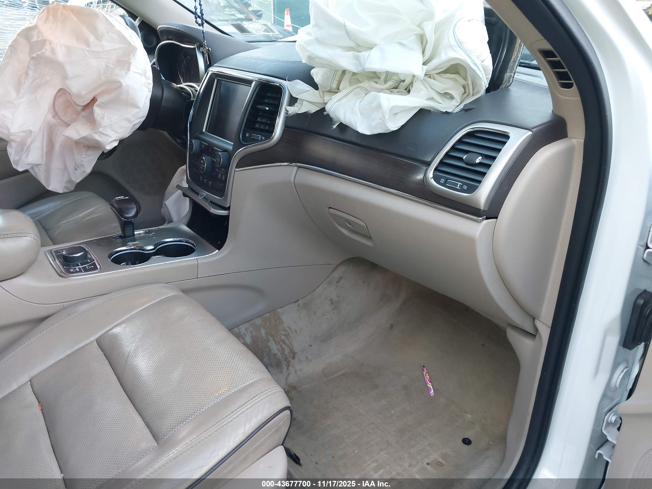 JEEP GRAND image 5