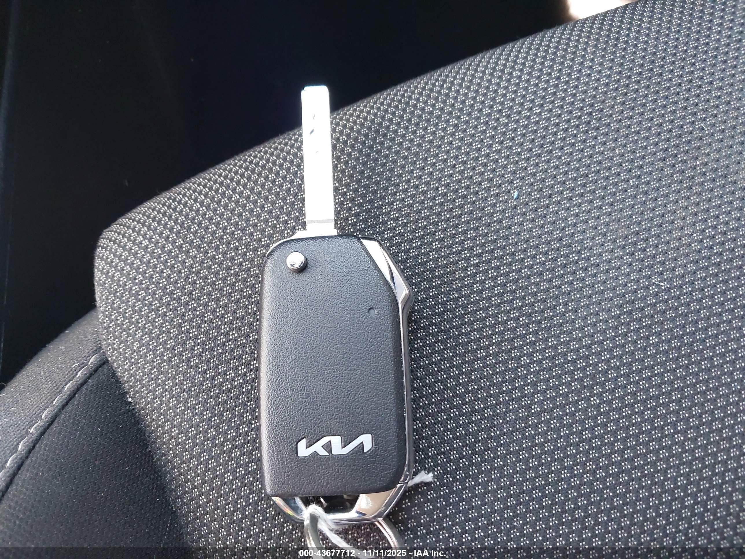 KIA FORTE image 11