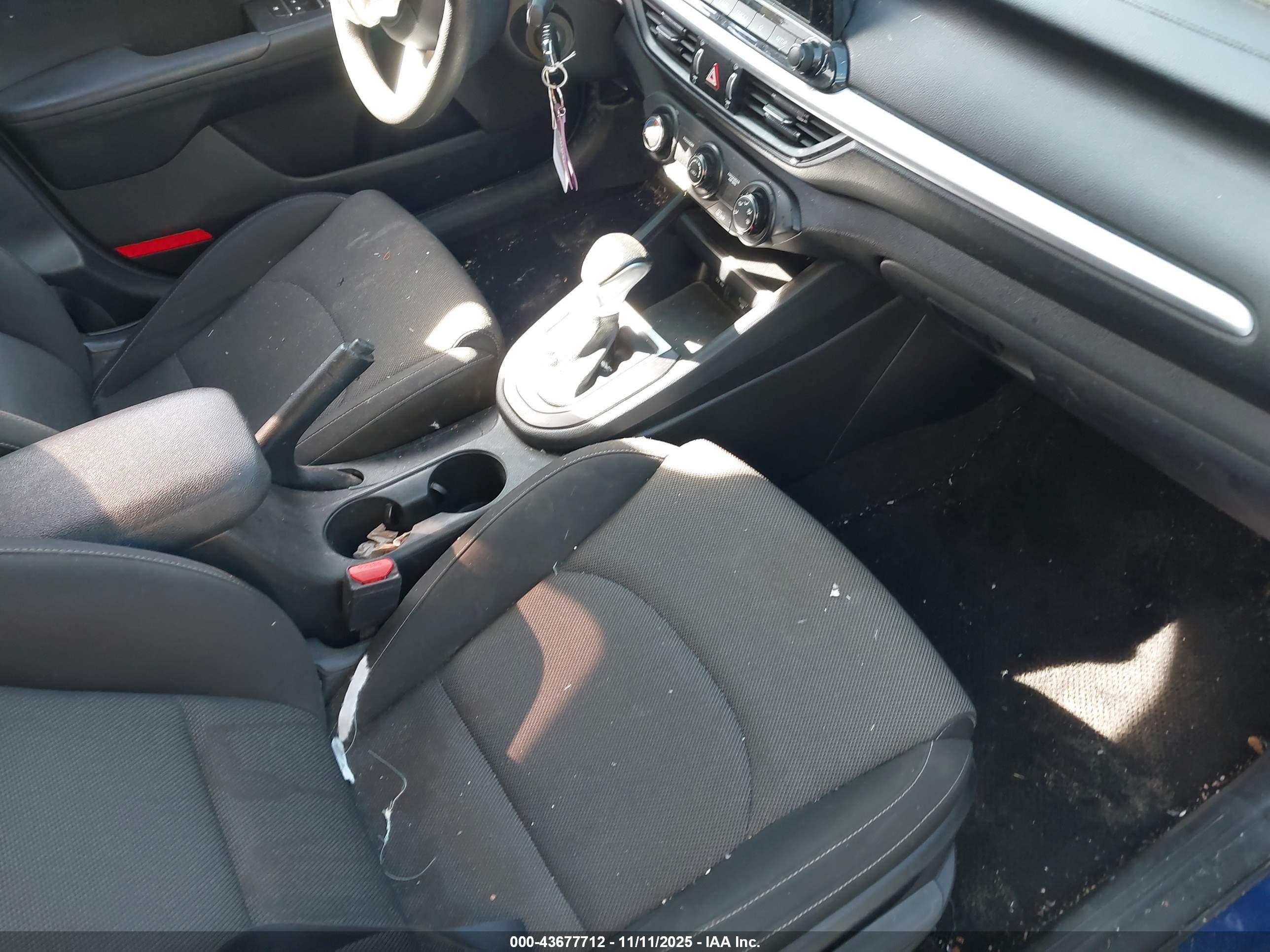 KIA FORTE image 5