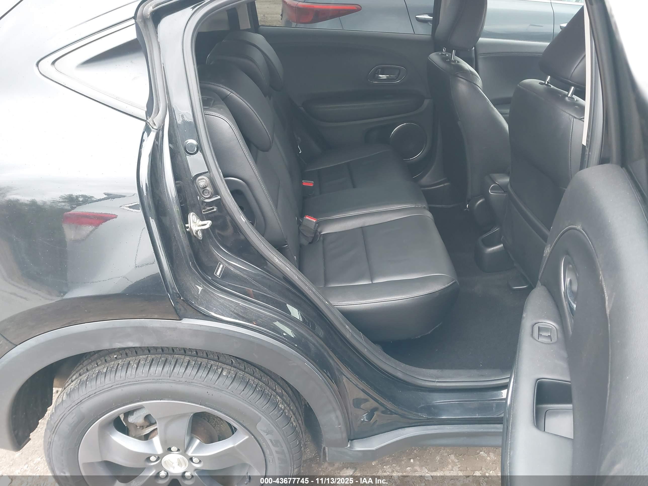 HONDA HR-V image 8