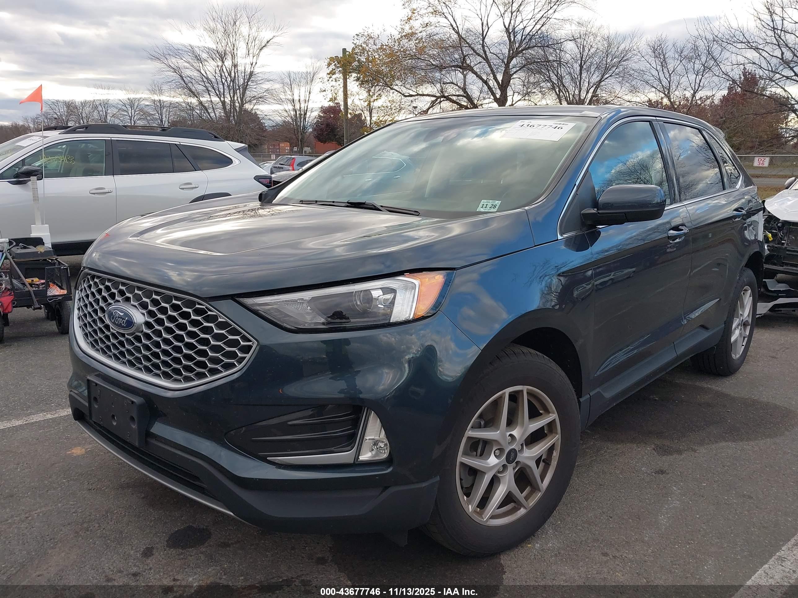 FORD EDGE image 2