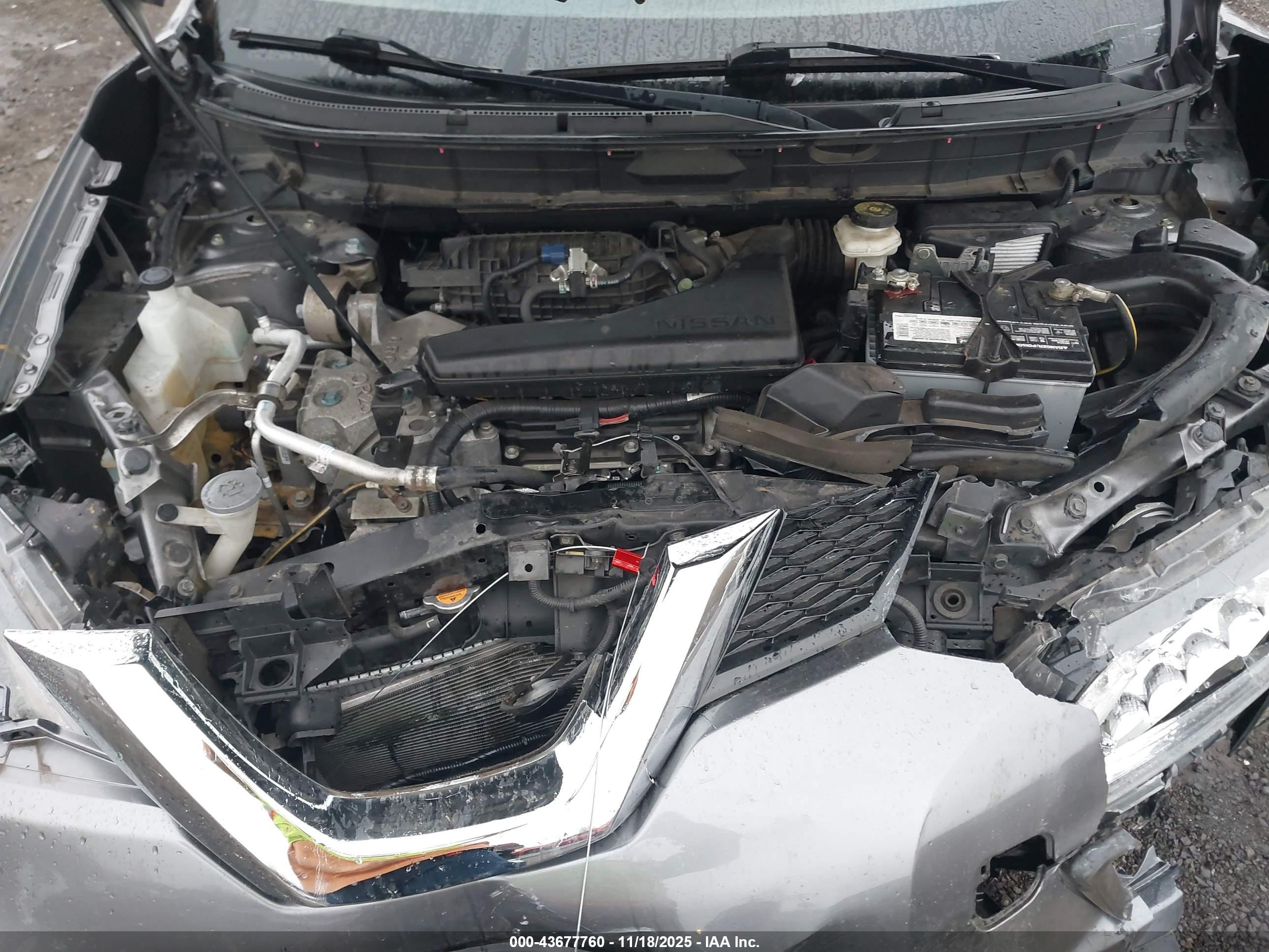 NISSAN ROGUE image 10
