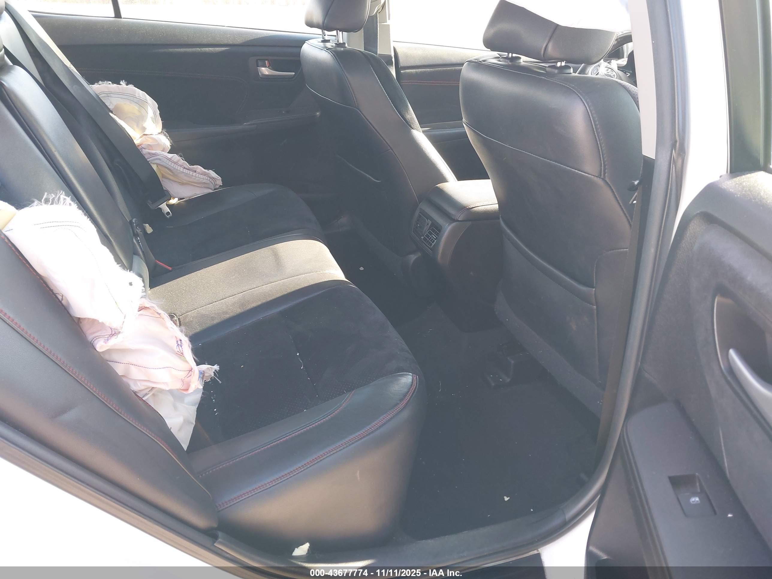 TOYOTA CAMRY image 8