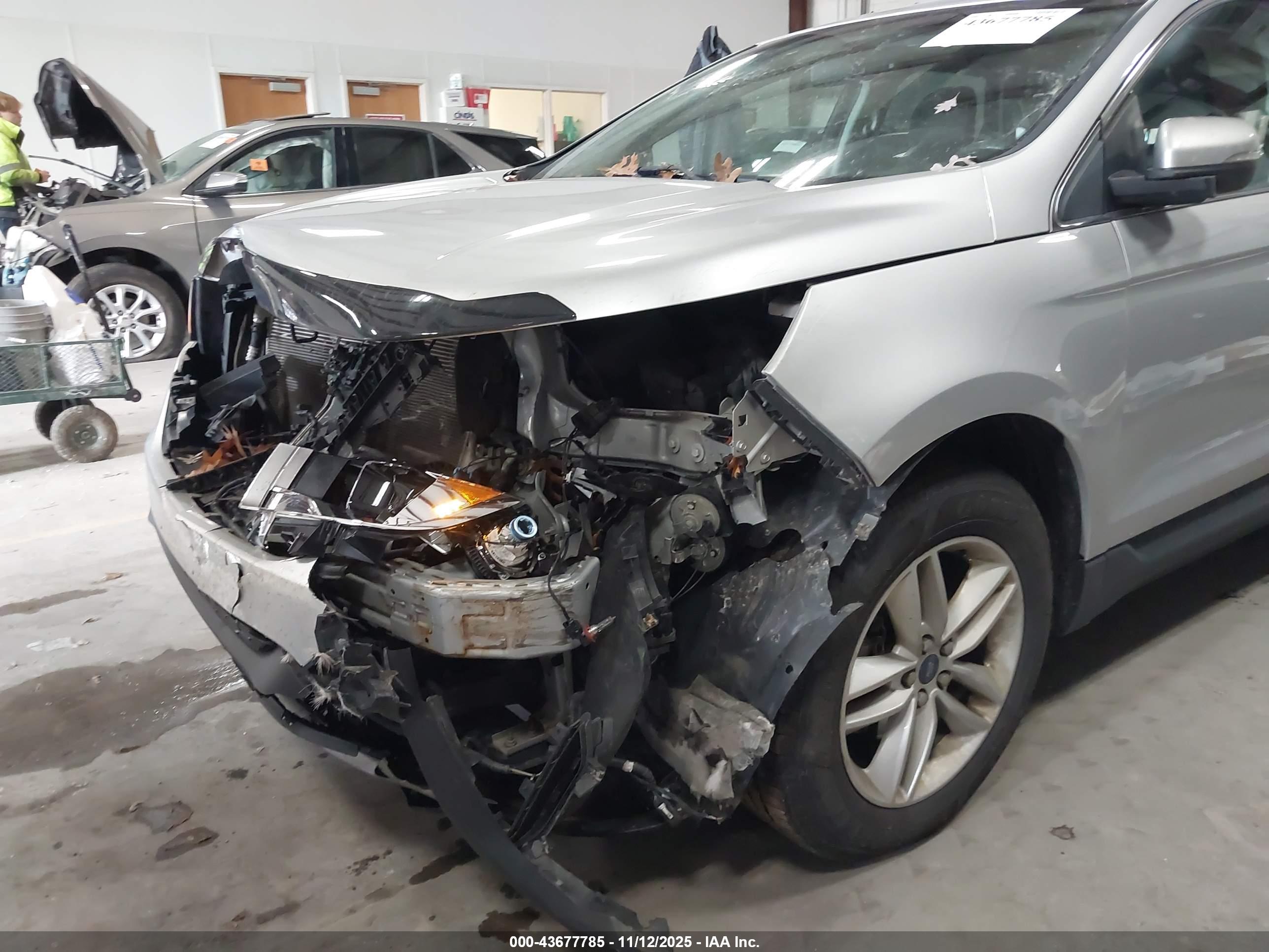 FORD EDGE image 6