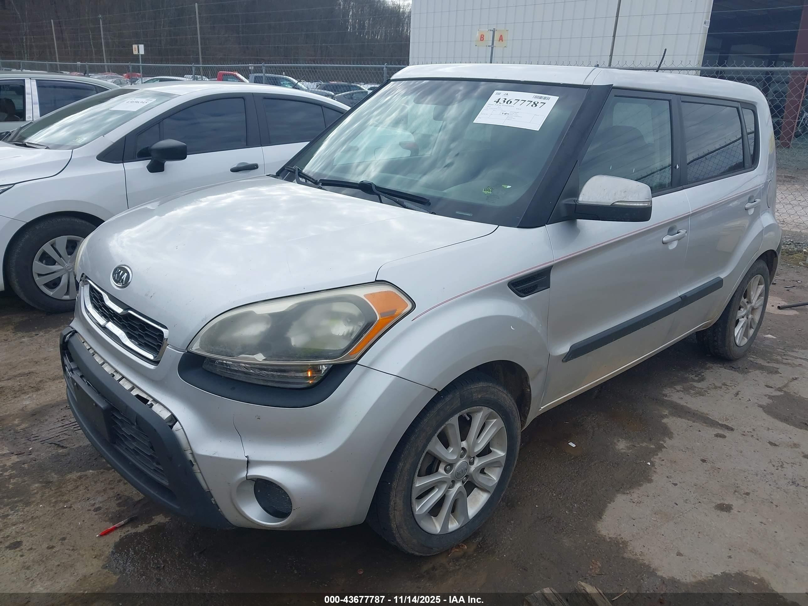 KIA SOUL image 2