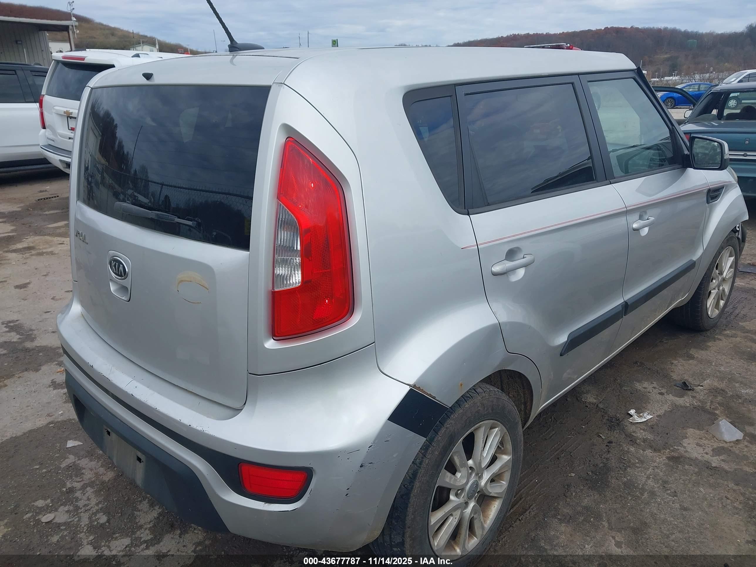 KIA SOUL image 4
