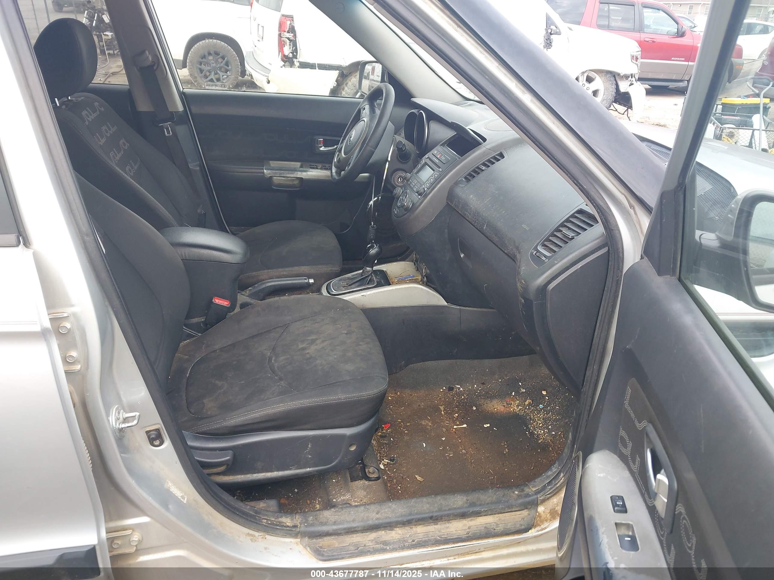 KIA SOUL image 5