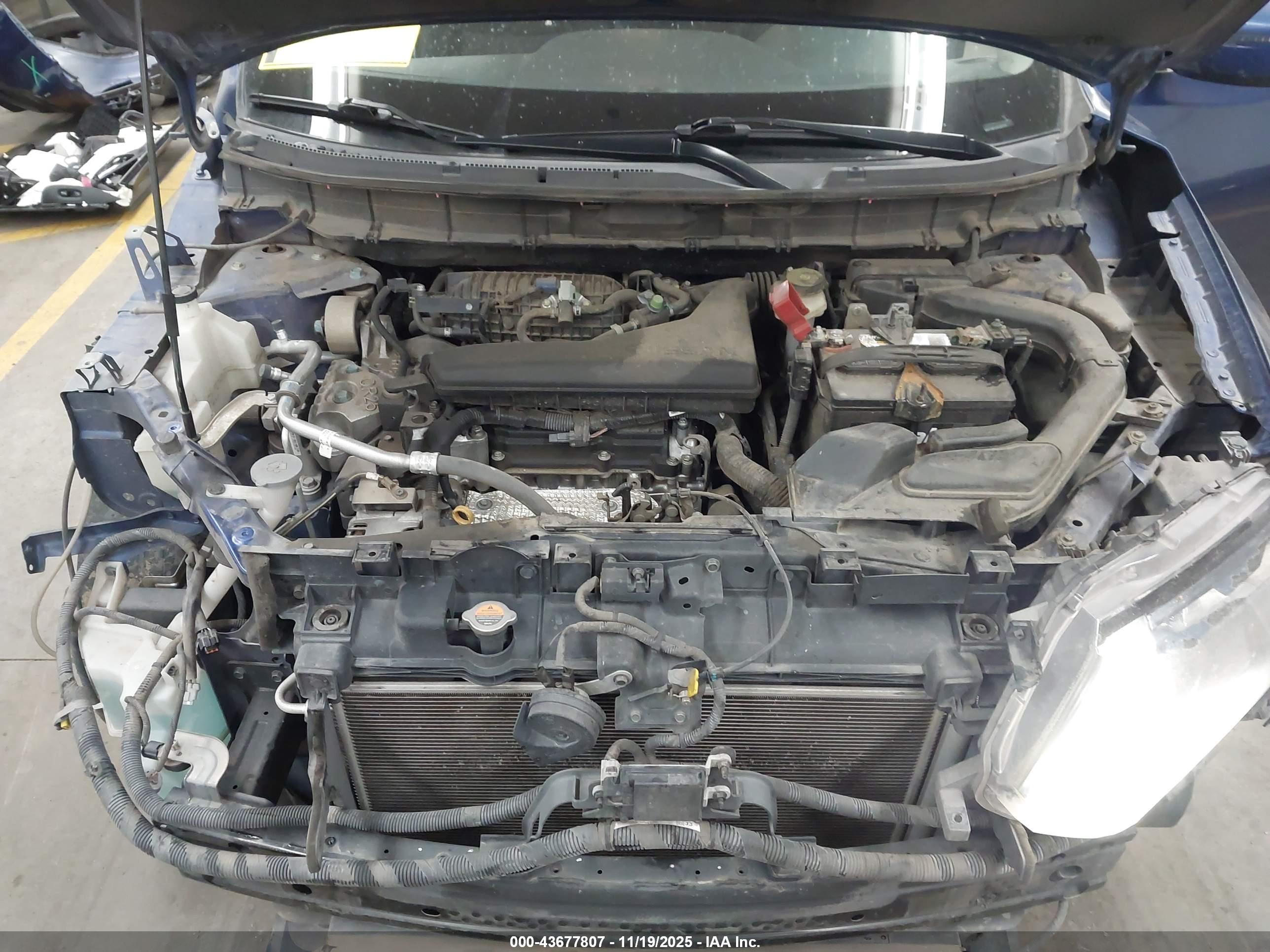 NISSAN ROGUE image 10