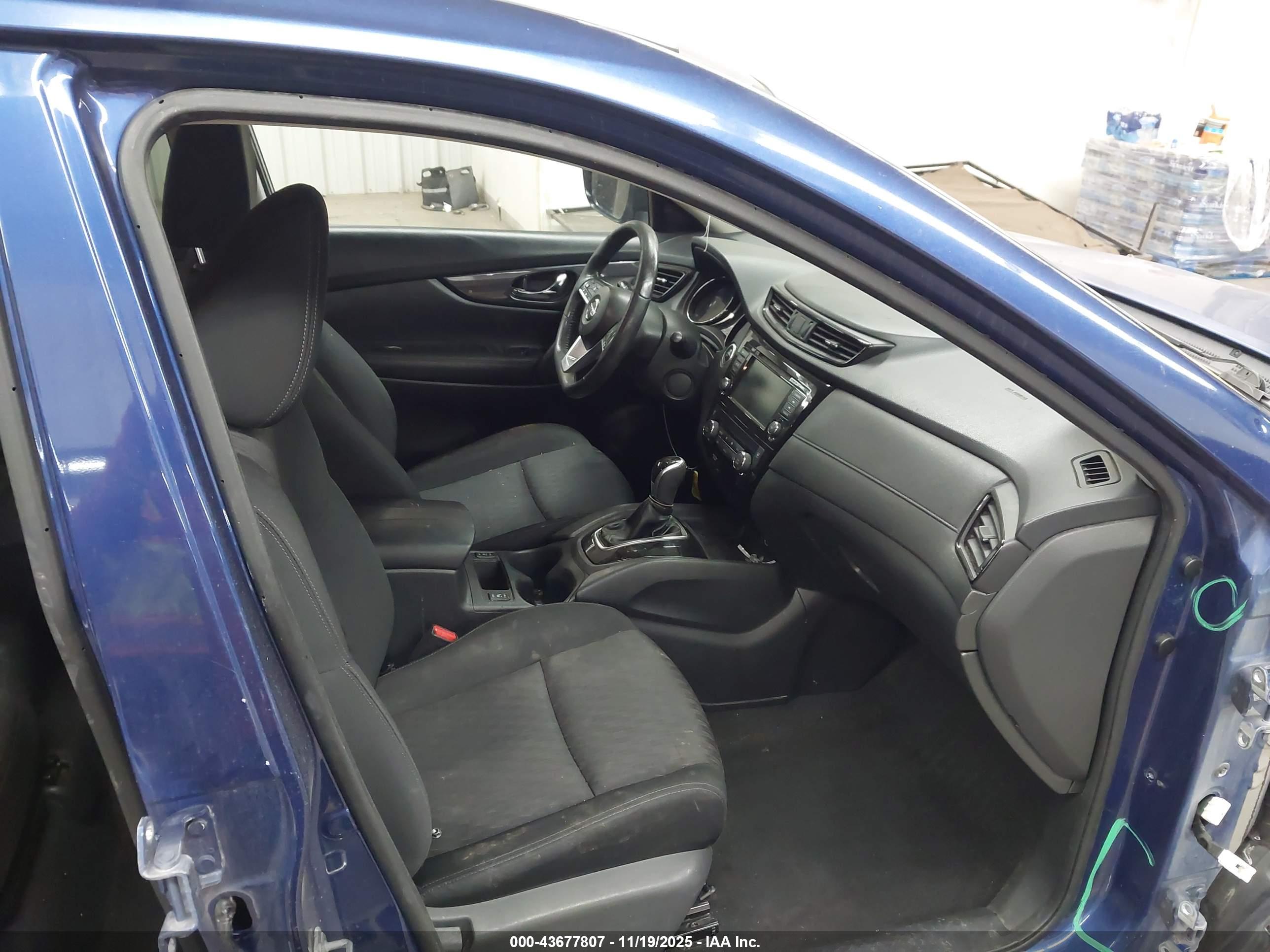 NISSAN ROGUE image 5