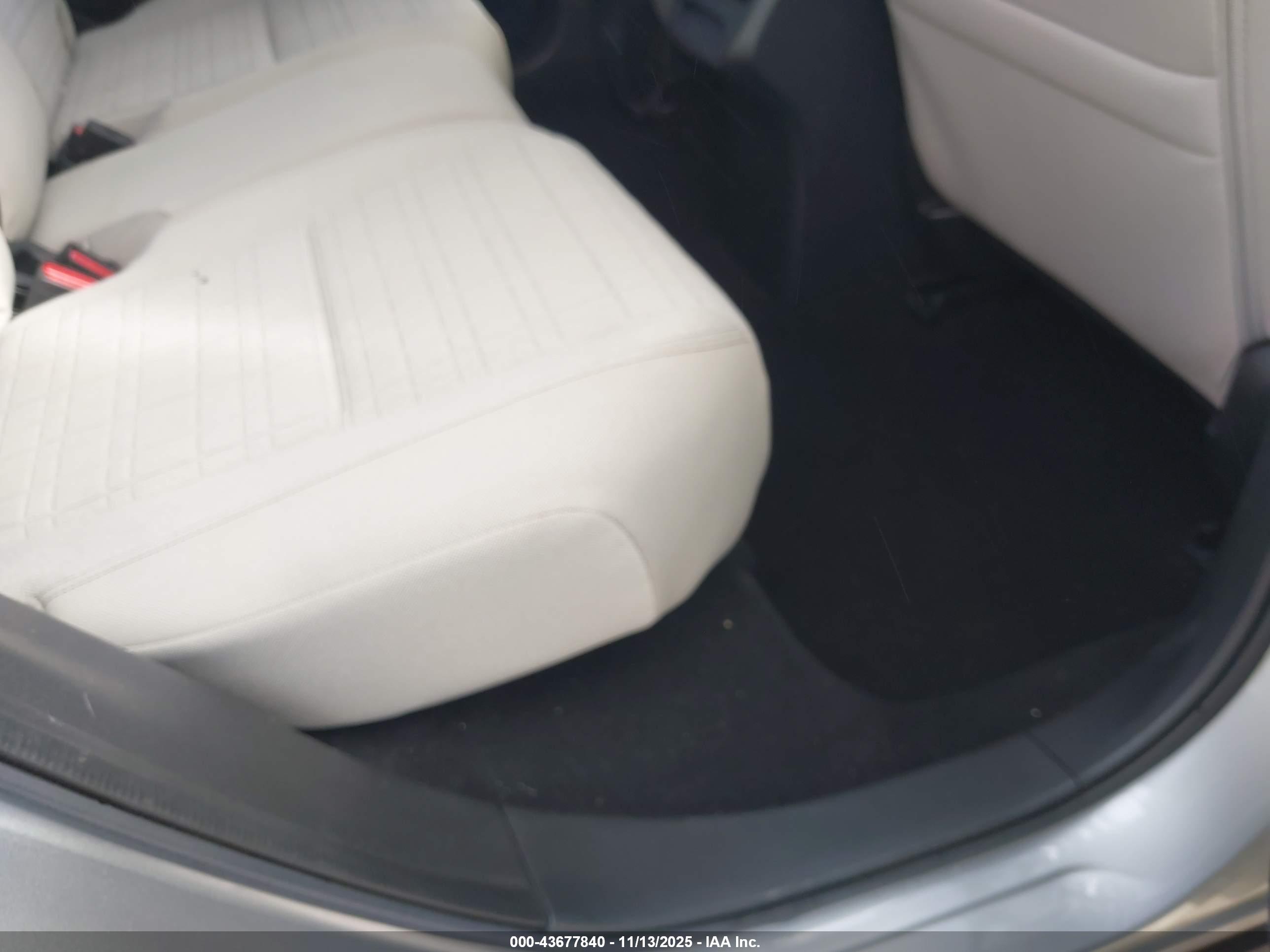 HONDA HR-V image 8