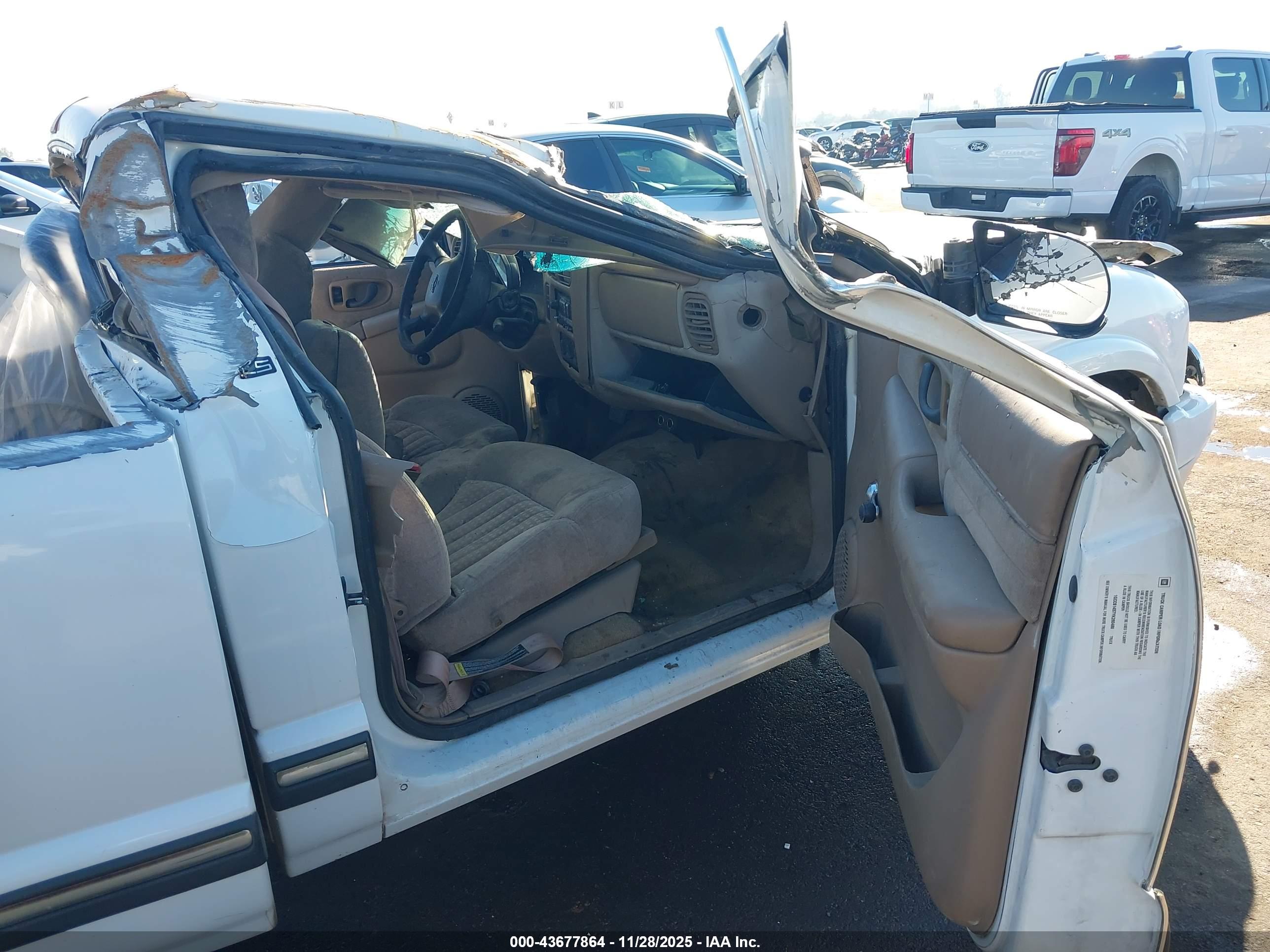 CHEVROLET S-10 image 5