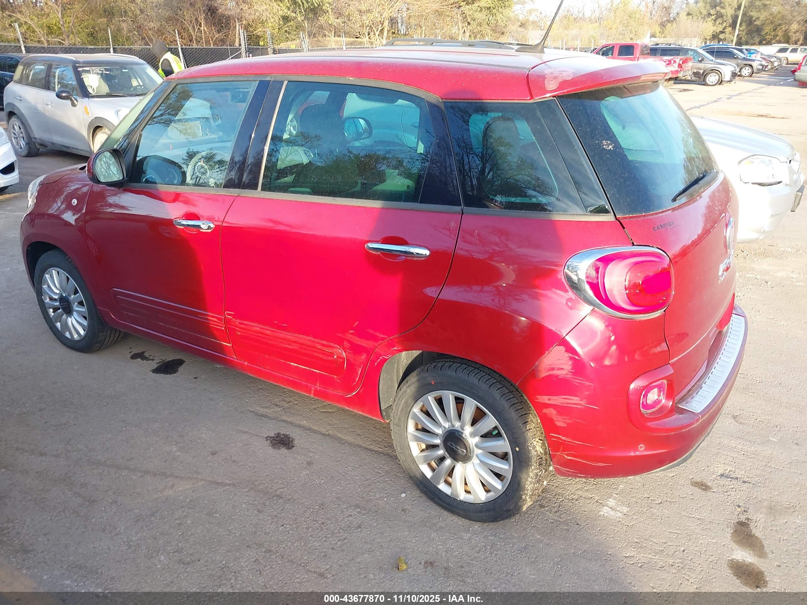 FIAT 500L image 3