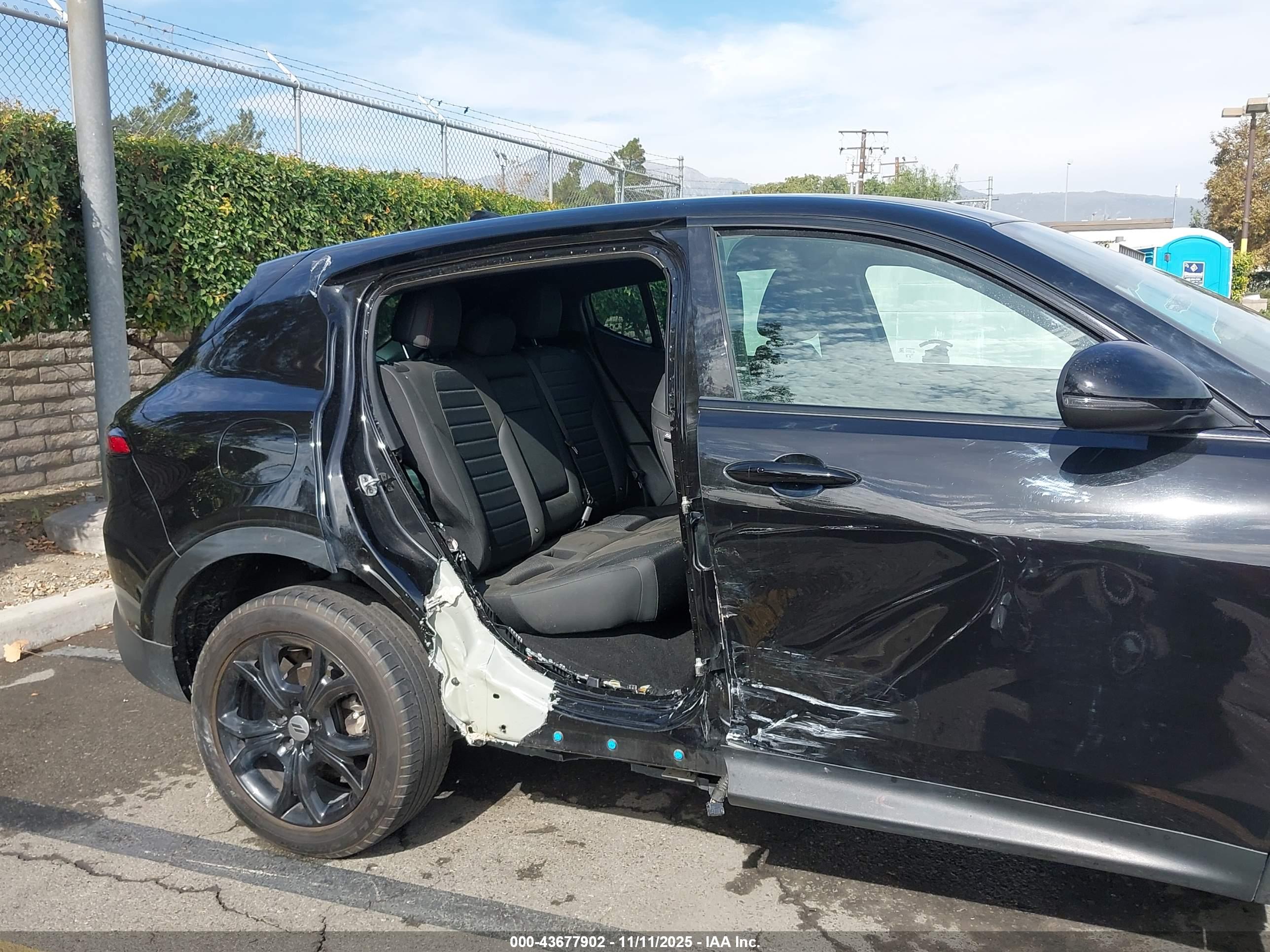 DODGE HORNET image 6