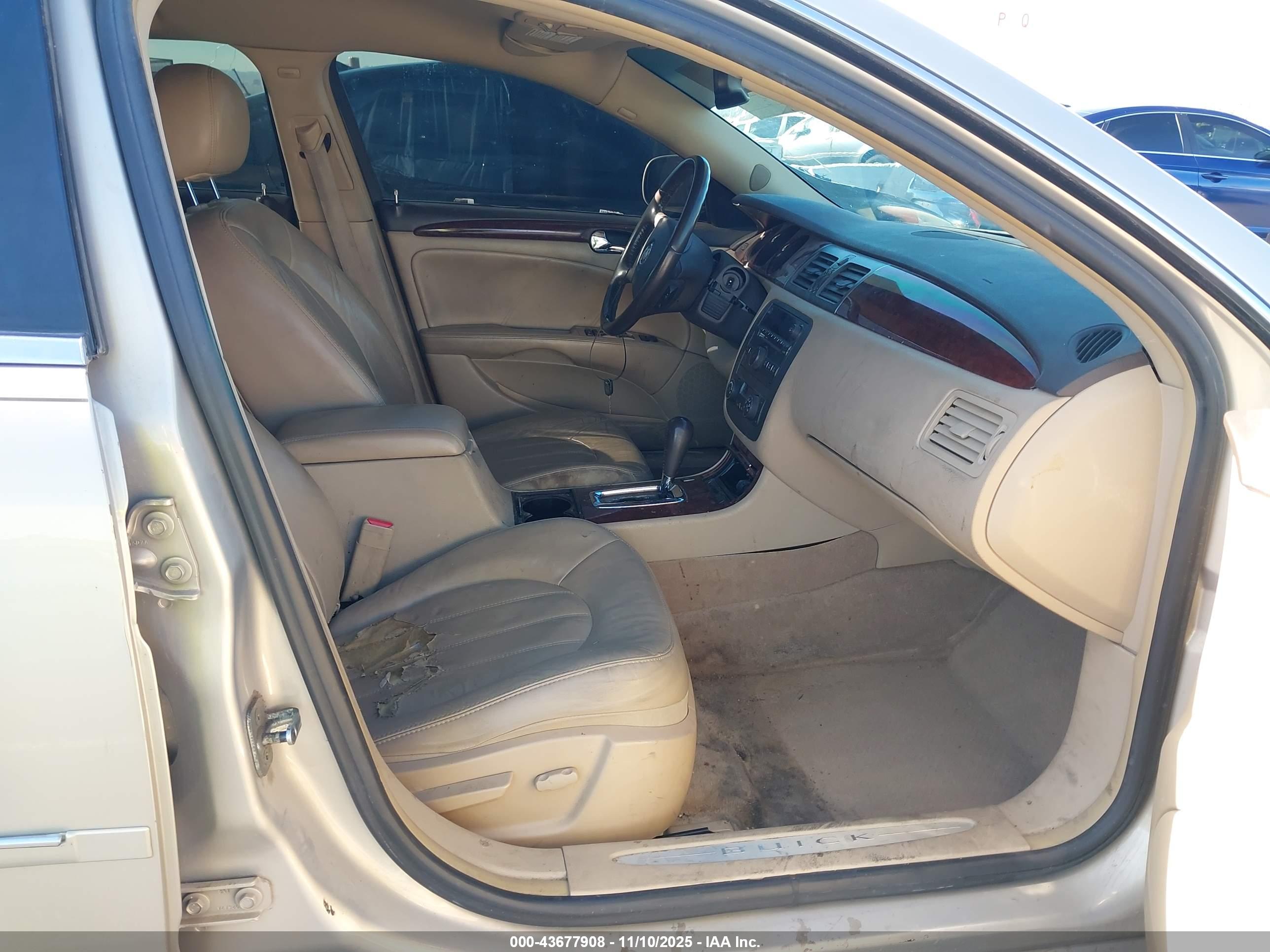 BUICK LUCERNE image 5