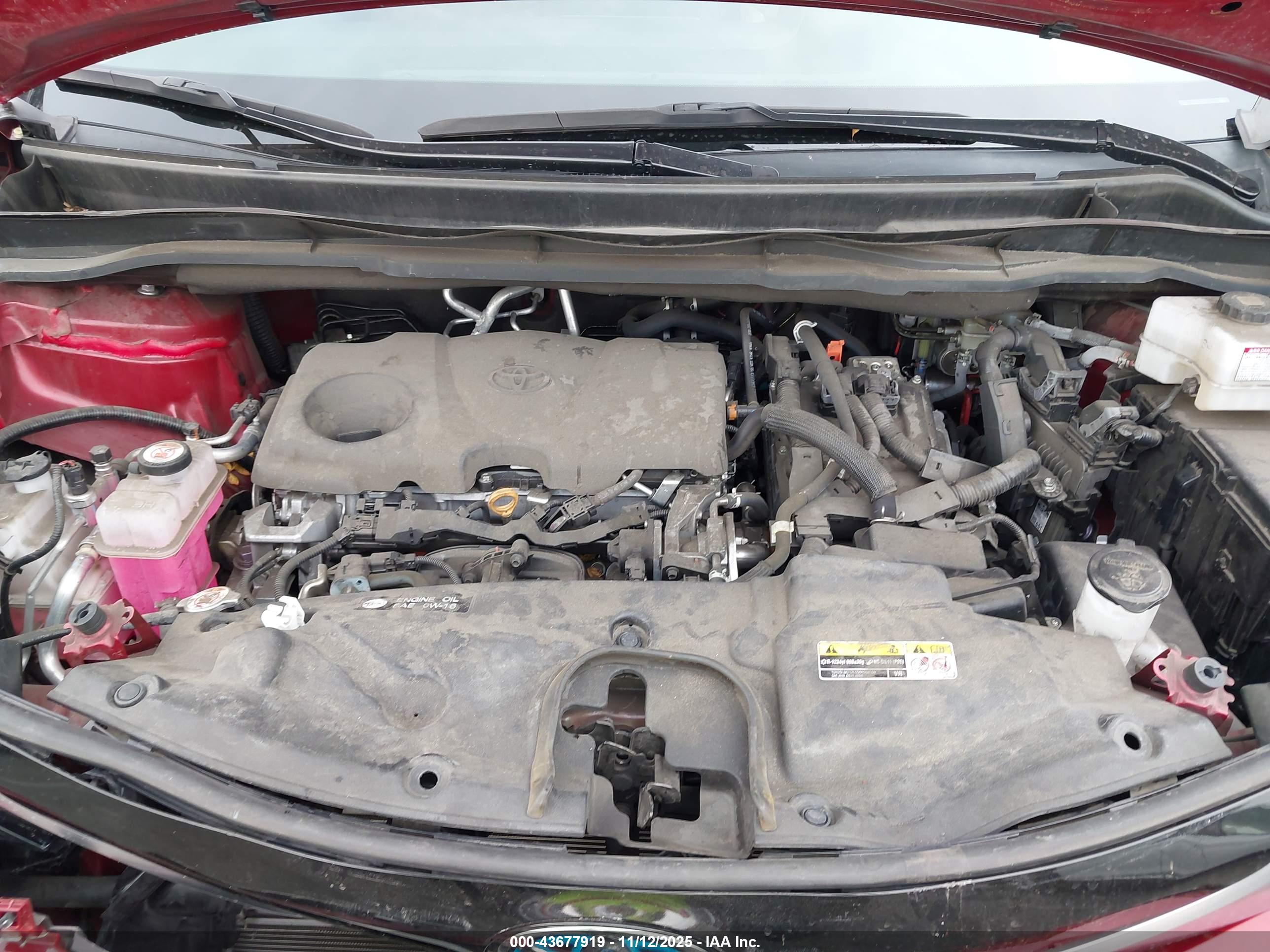 TOYOTA SIENNA image 10