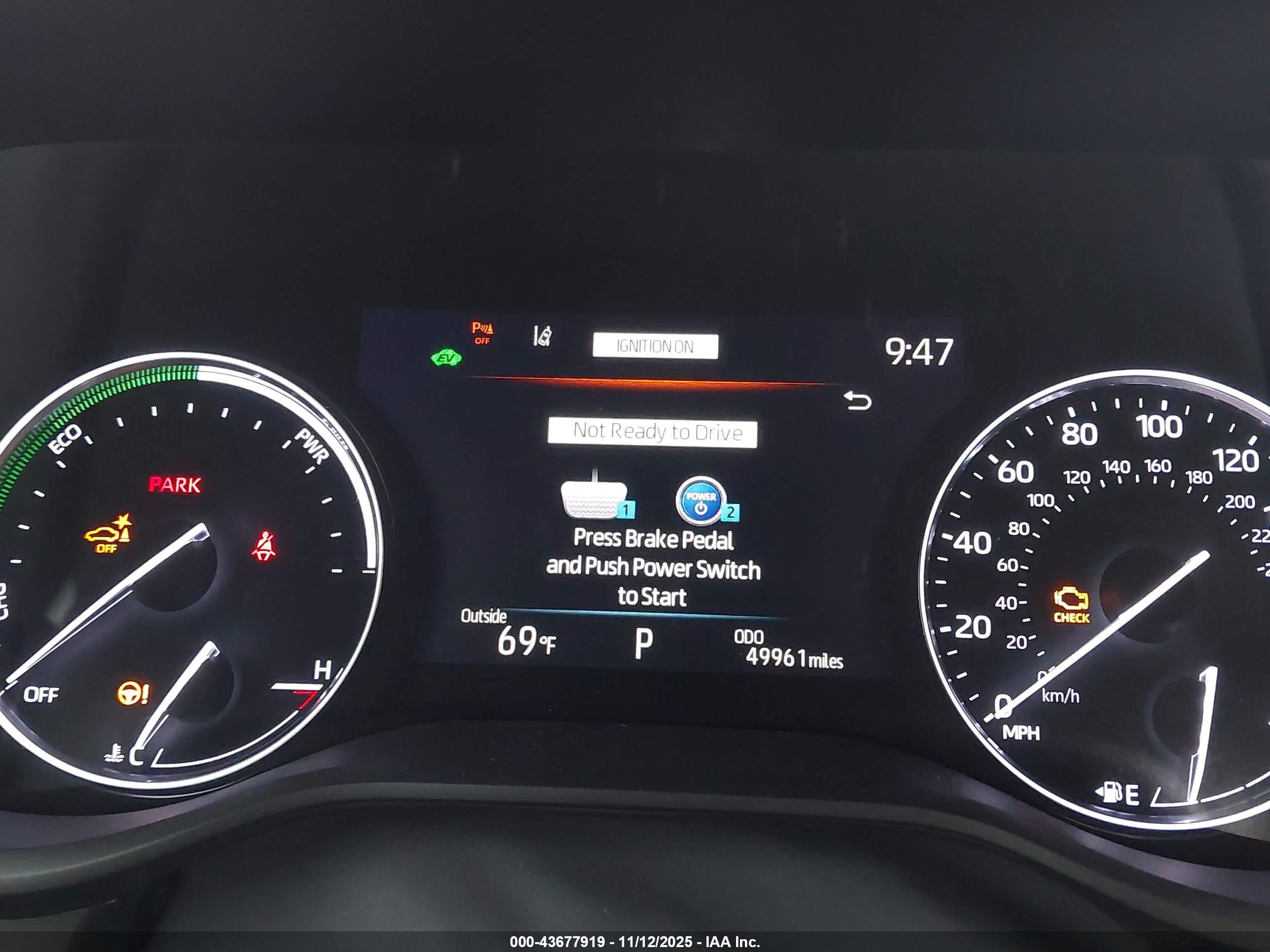 TOYOTA SIENNA image 7