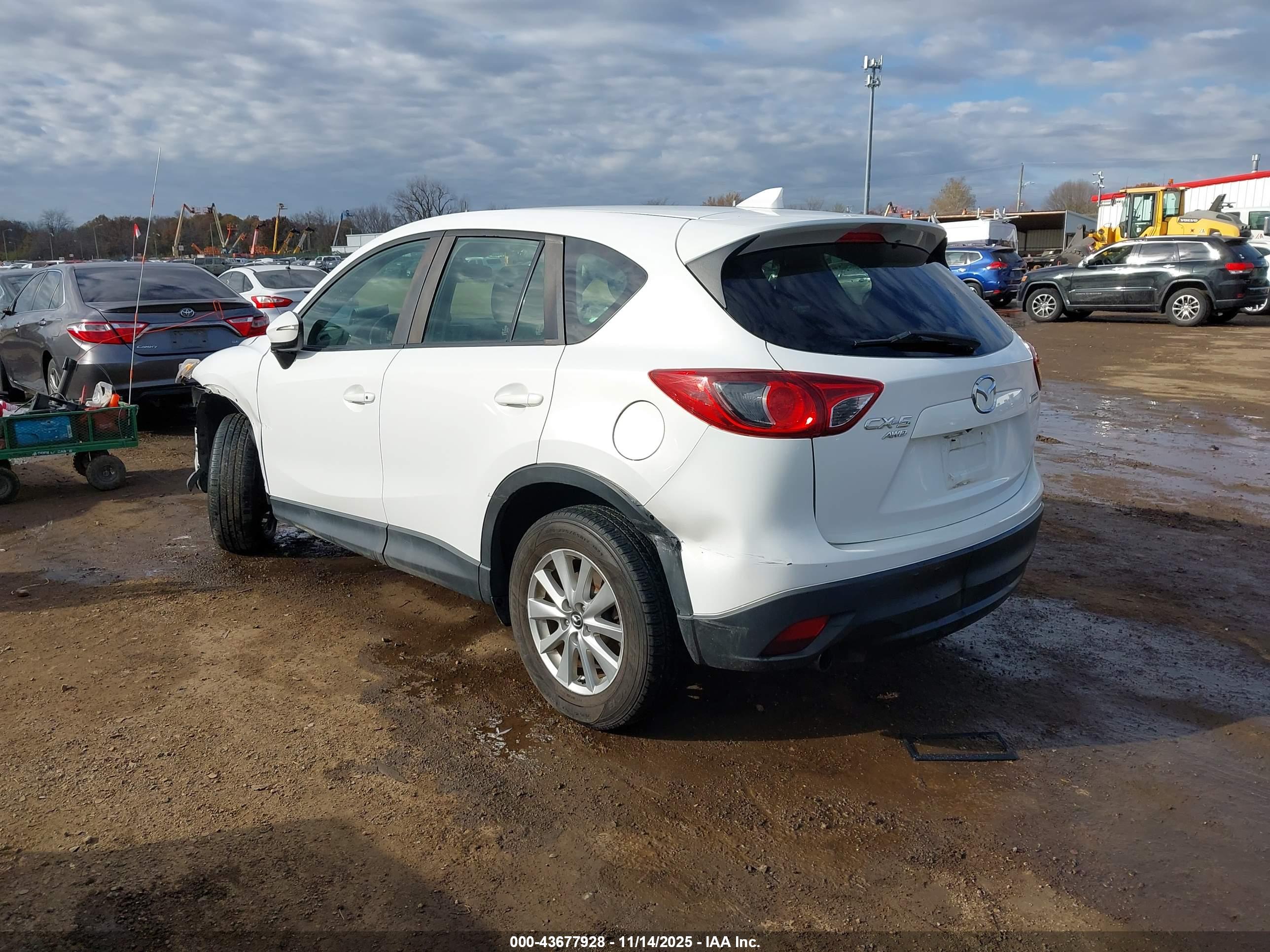 MAZDA CX-5 image 3
