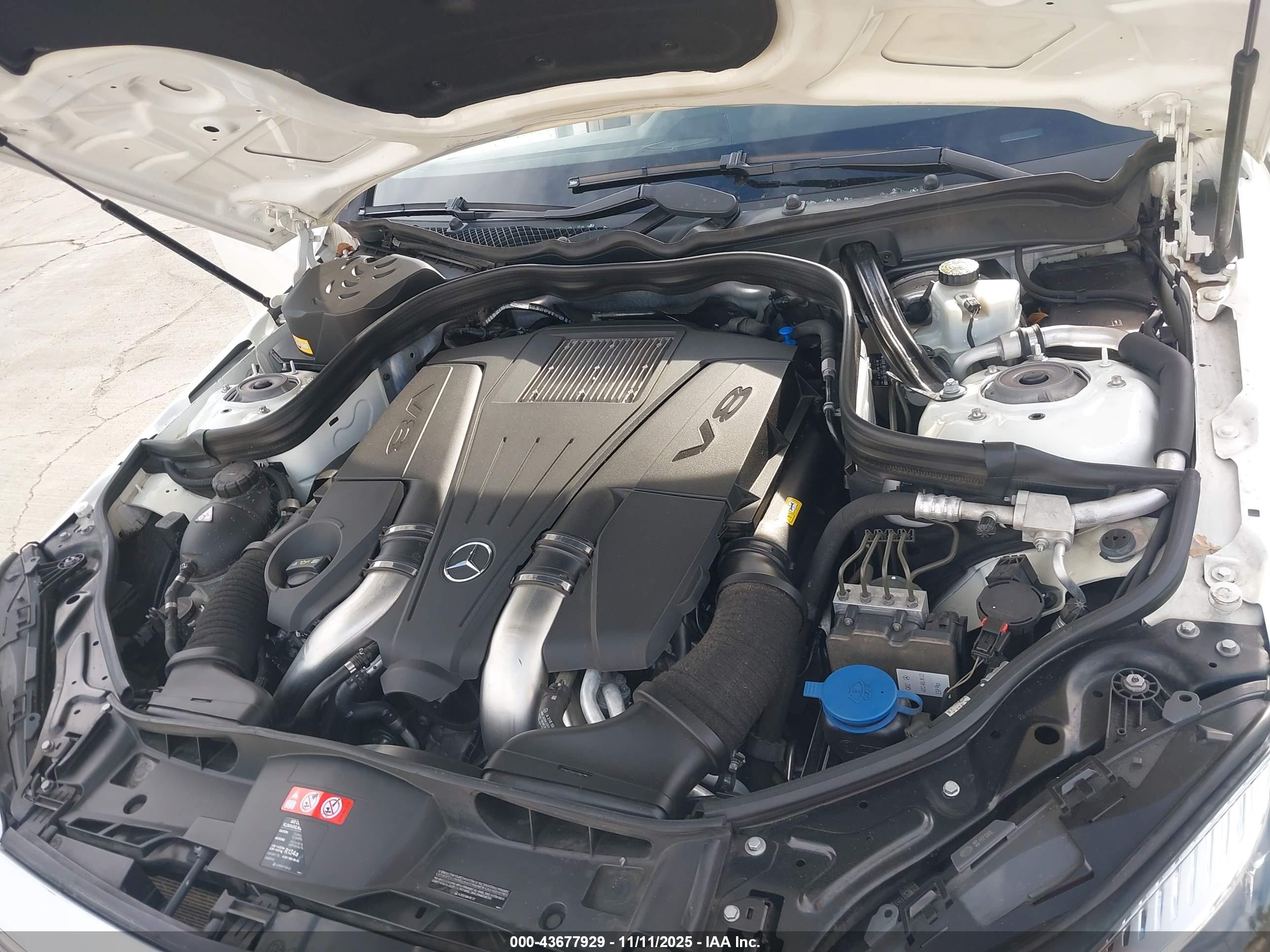 MERCEDES-BENZ E image 10