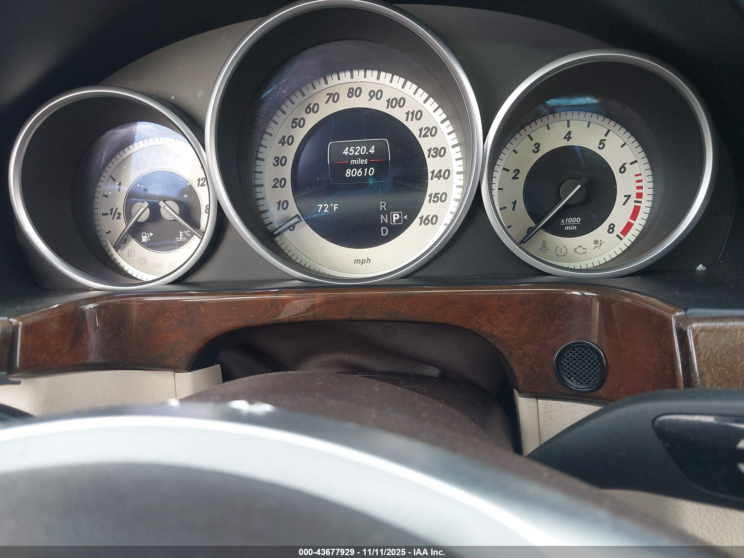 MERCEDES-BENZ E image 7