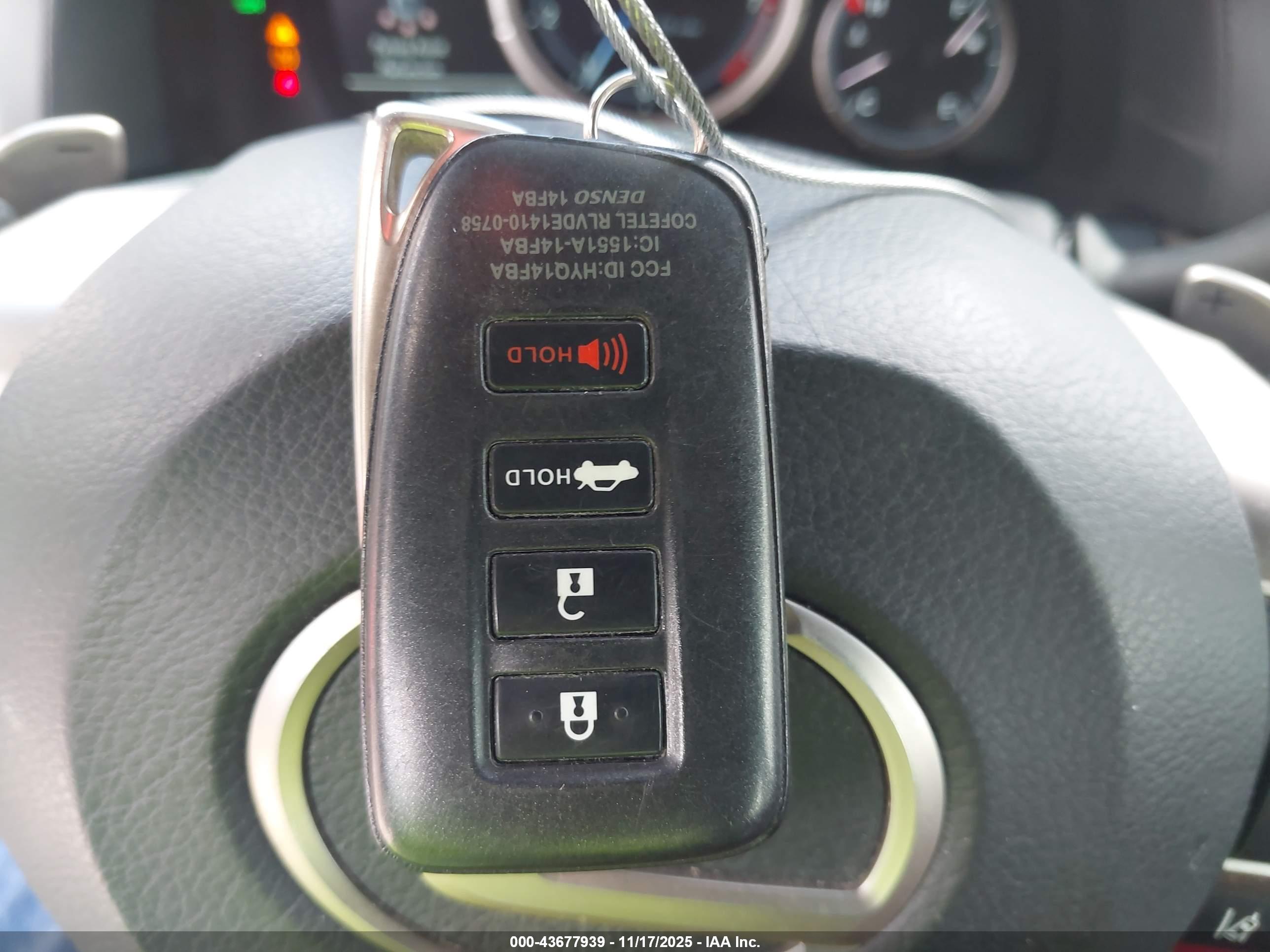 LEXUS GS image 11